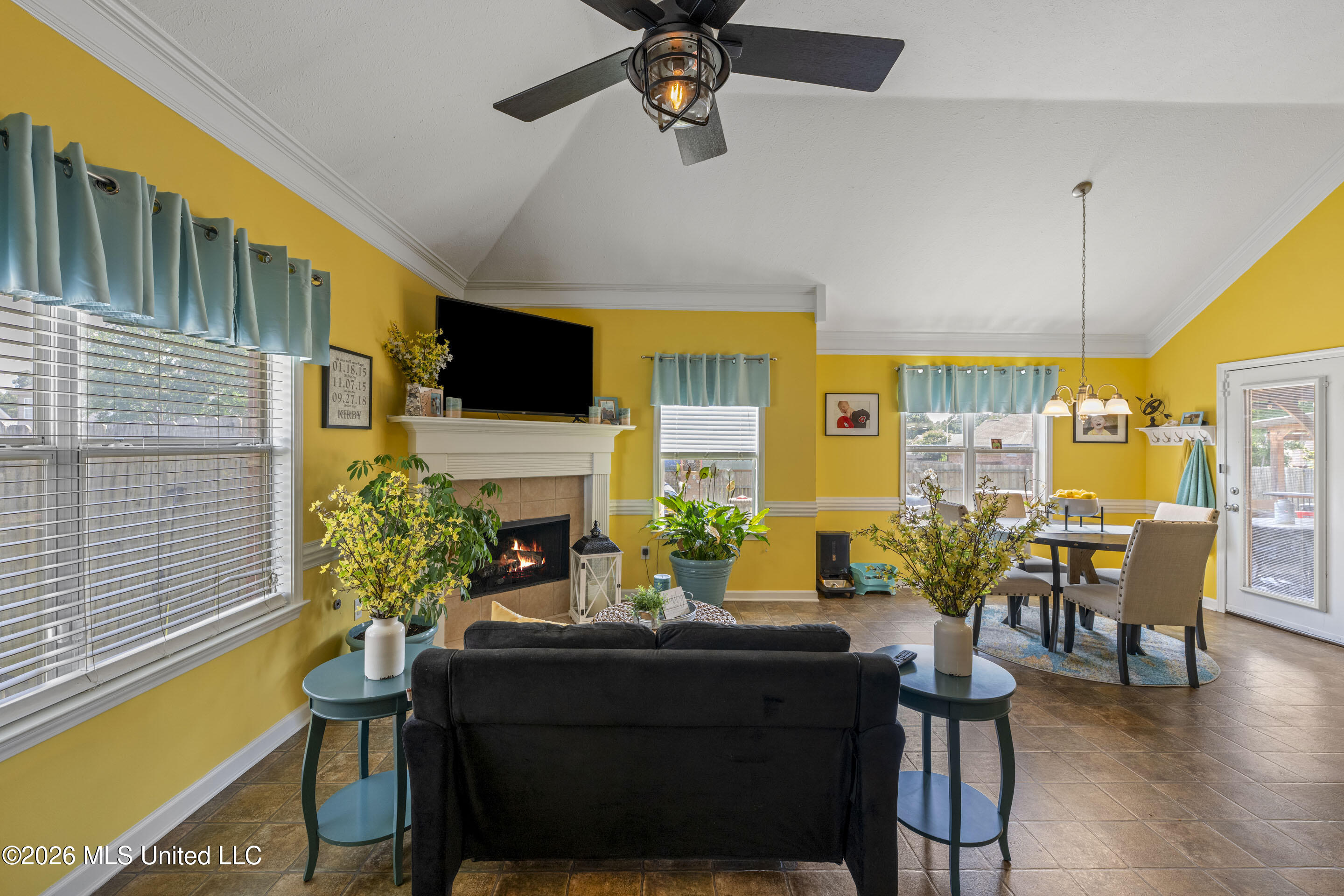 6271 Ivy Oaks Cove Property Photo 13