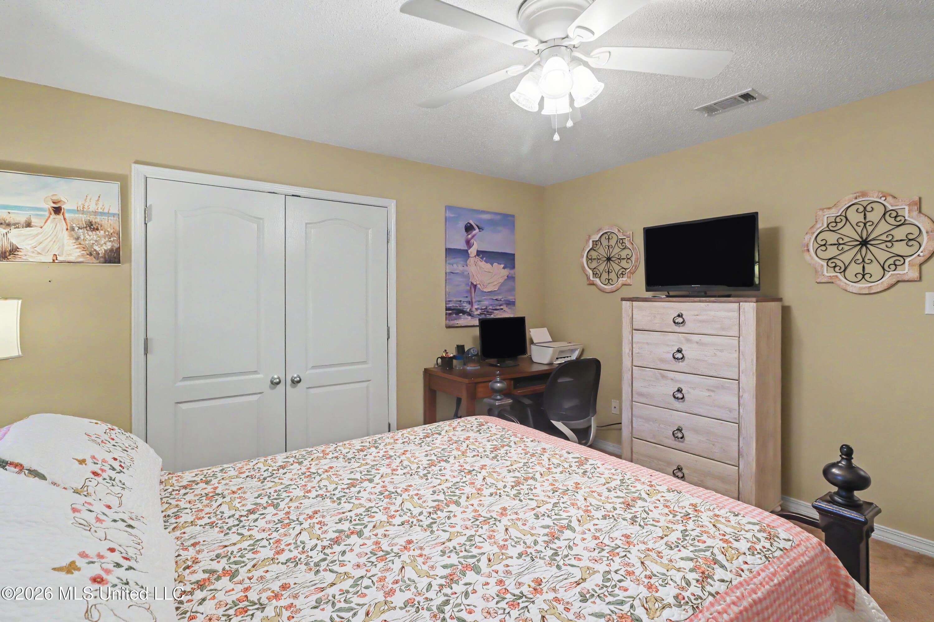 10185 Lake Forest Drive Property Photo 25