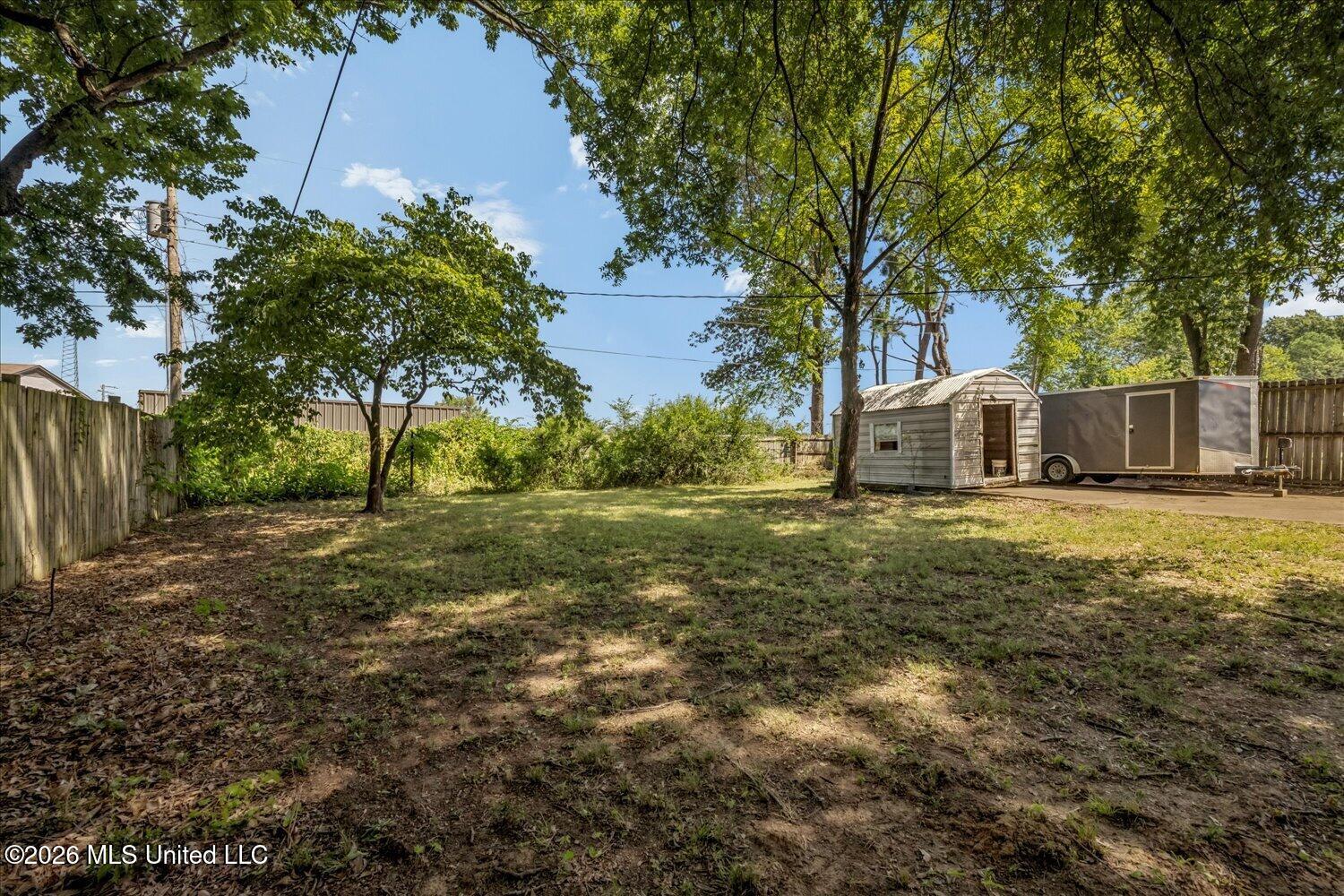 1896 N Southaven Circle Property Photo 15