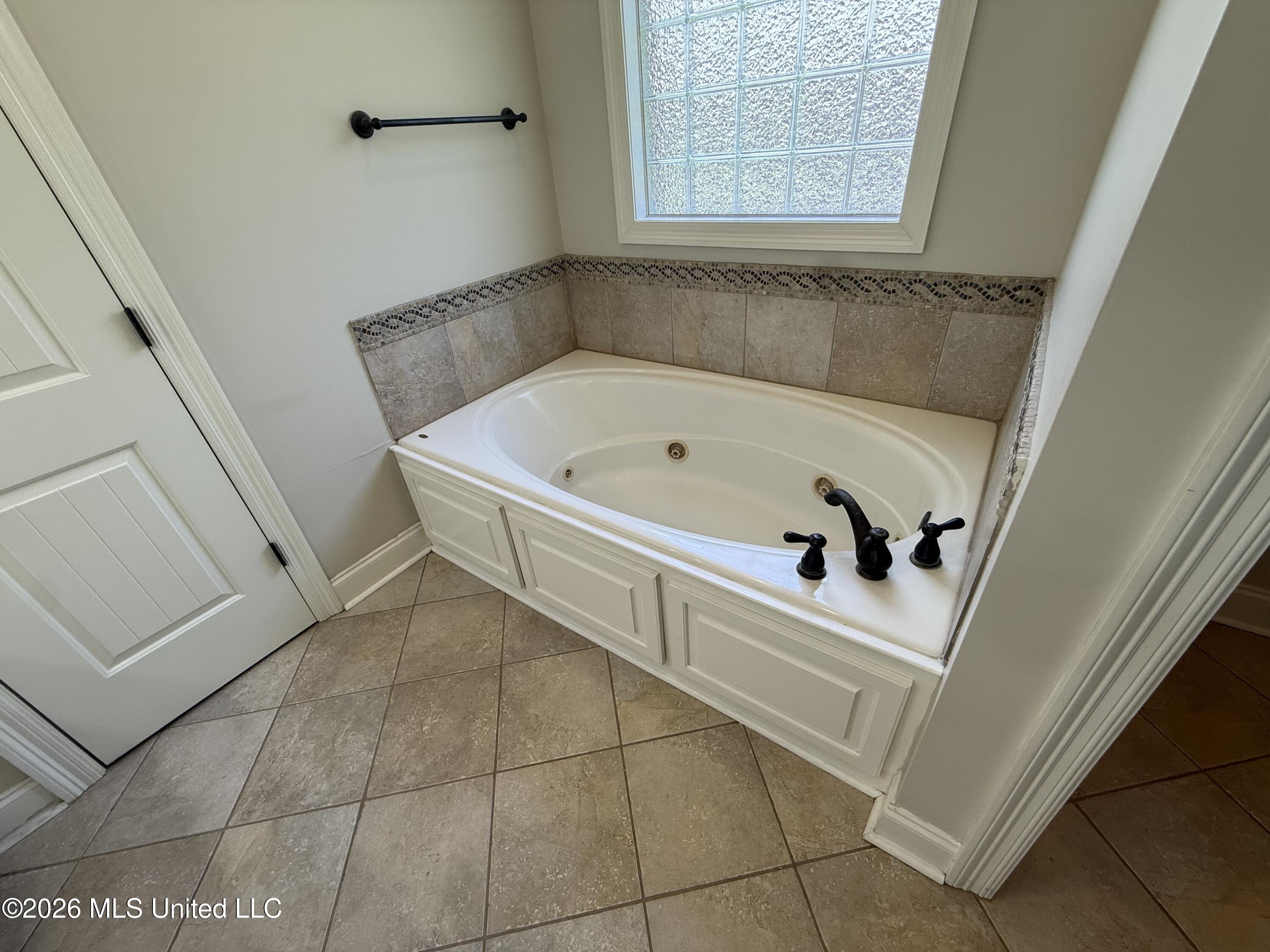 135 Saint Croix Lane Property Photo 27