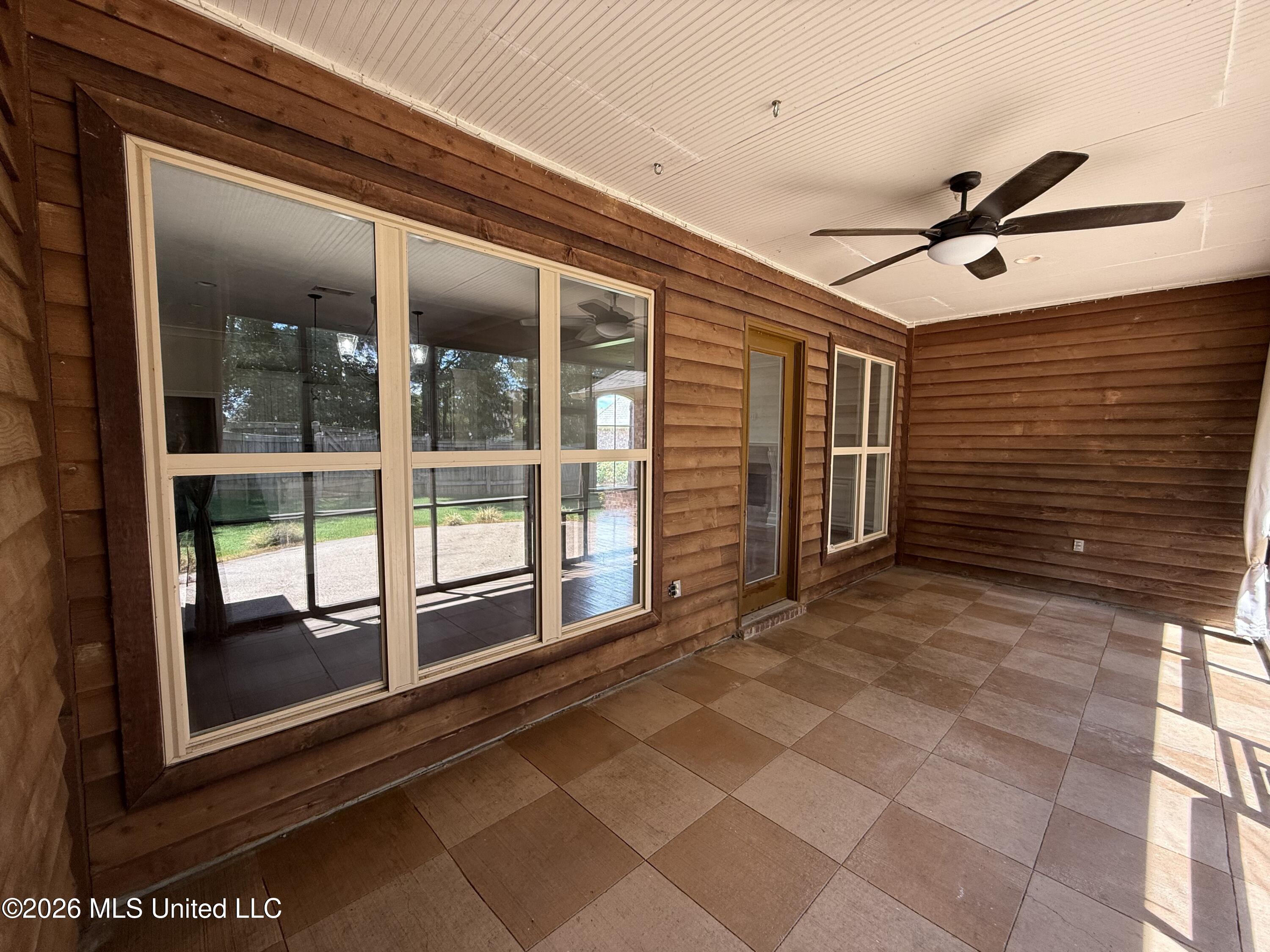 135 Saint Croix Lane Property Photo 44