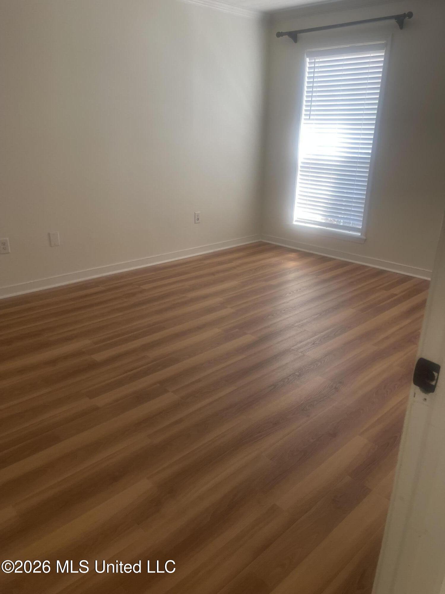 208 Foxwood Cove Property Photo 10
