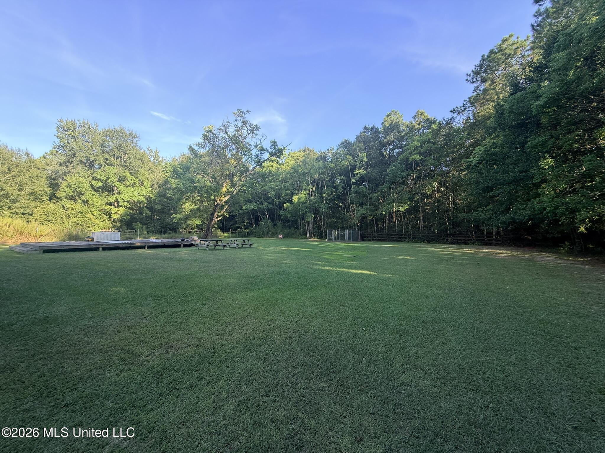 13721 Pine Avenue Property Photo 17