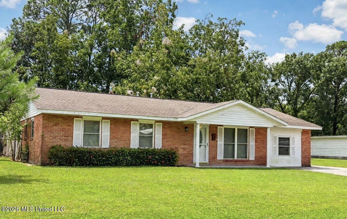 15909 Belmont Drive Property Photo 1