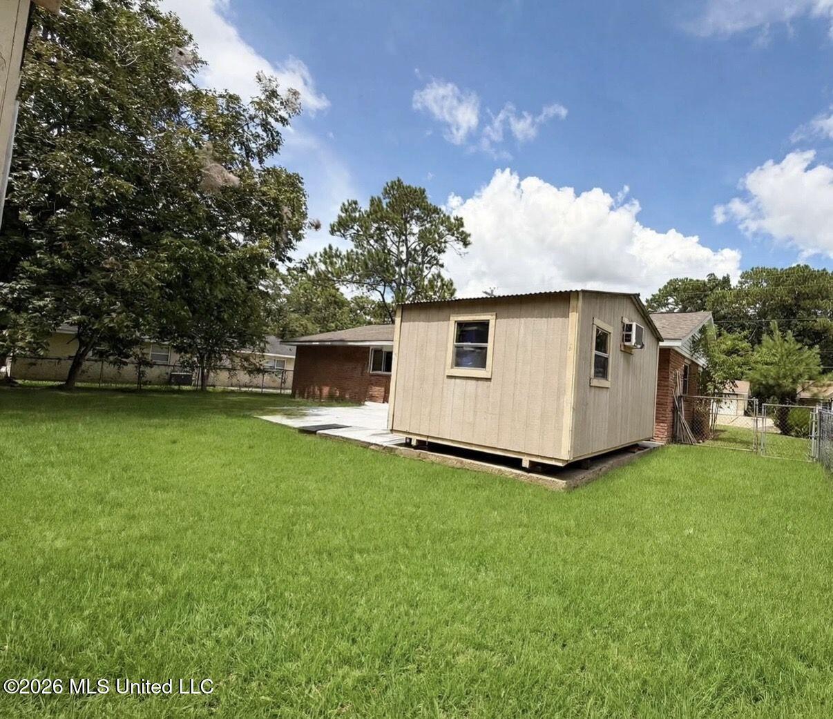 15909 Belmont Drive Property Photo 6