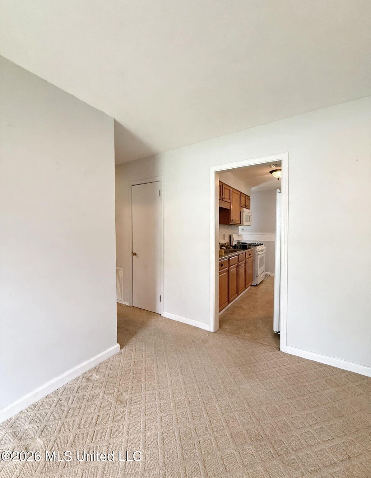 15909 Belmont Drive Property Photo 10
