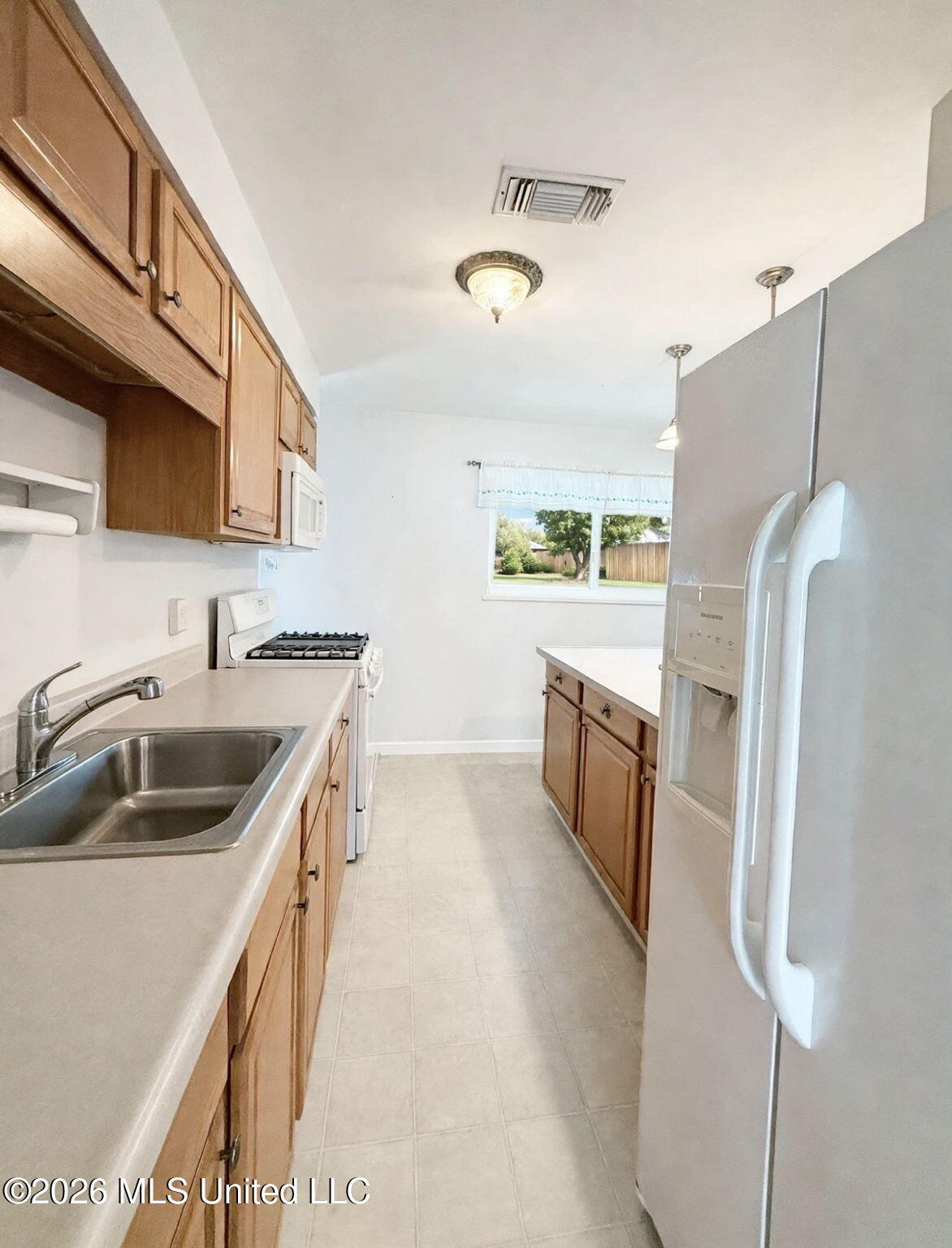 15909 Belmont Drive Property Photo 11