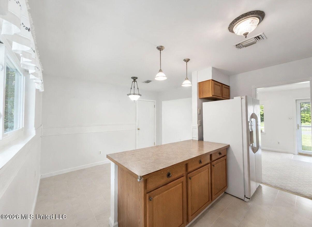 15909 Belmont Drive Property Photo 14