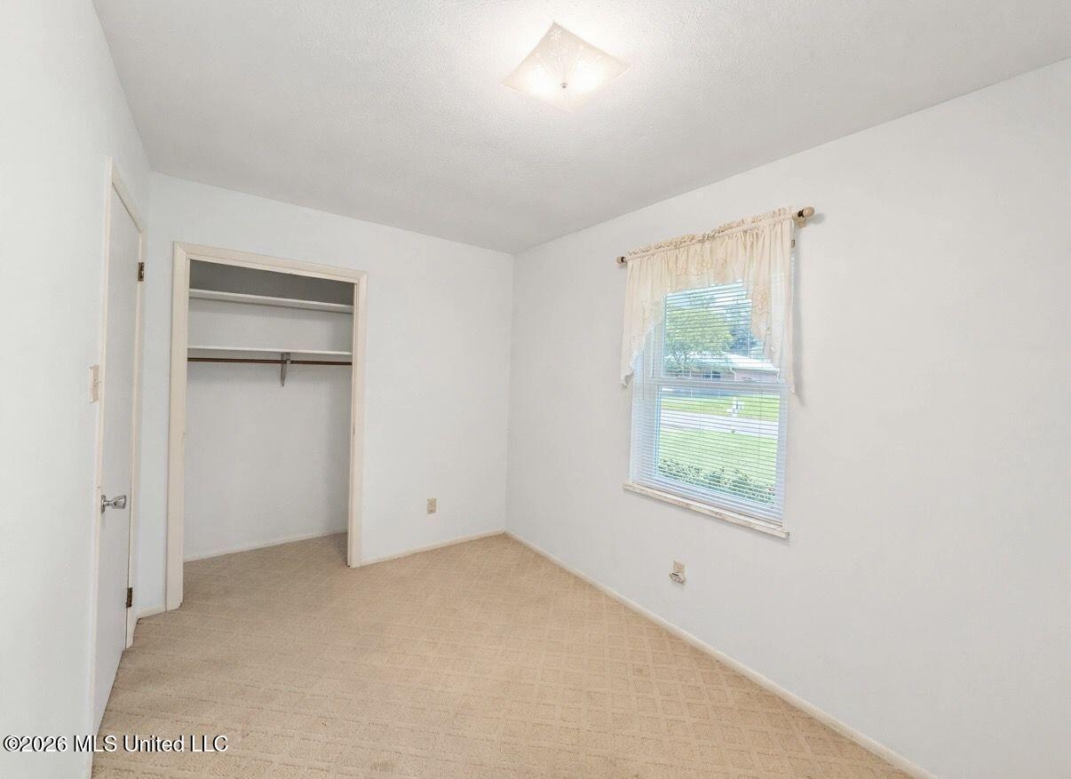 15909 Belmont Drive Property Photo 33