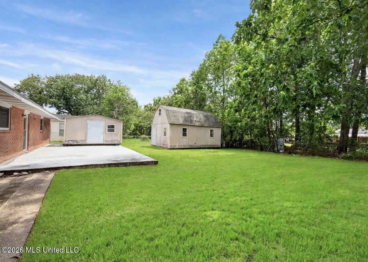 15909 Belmont Drive Property Photo 35