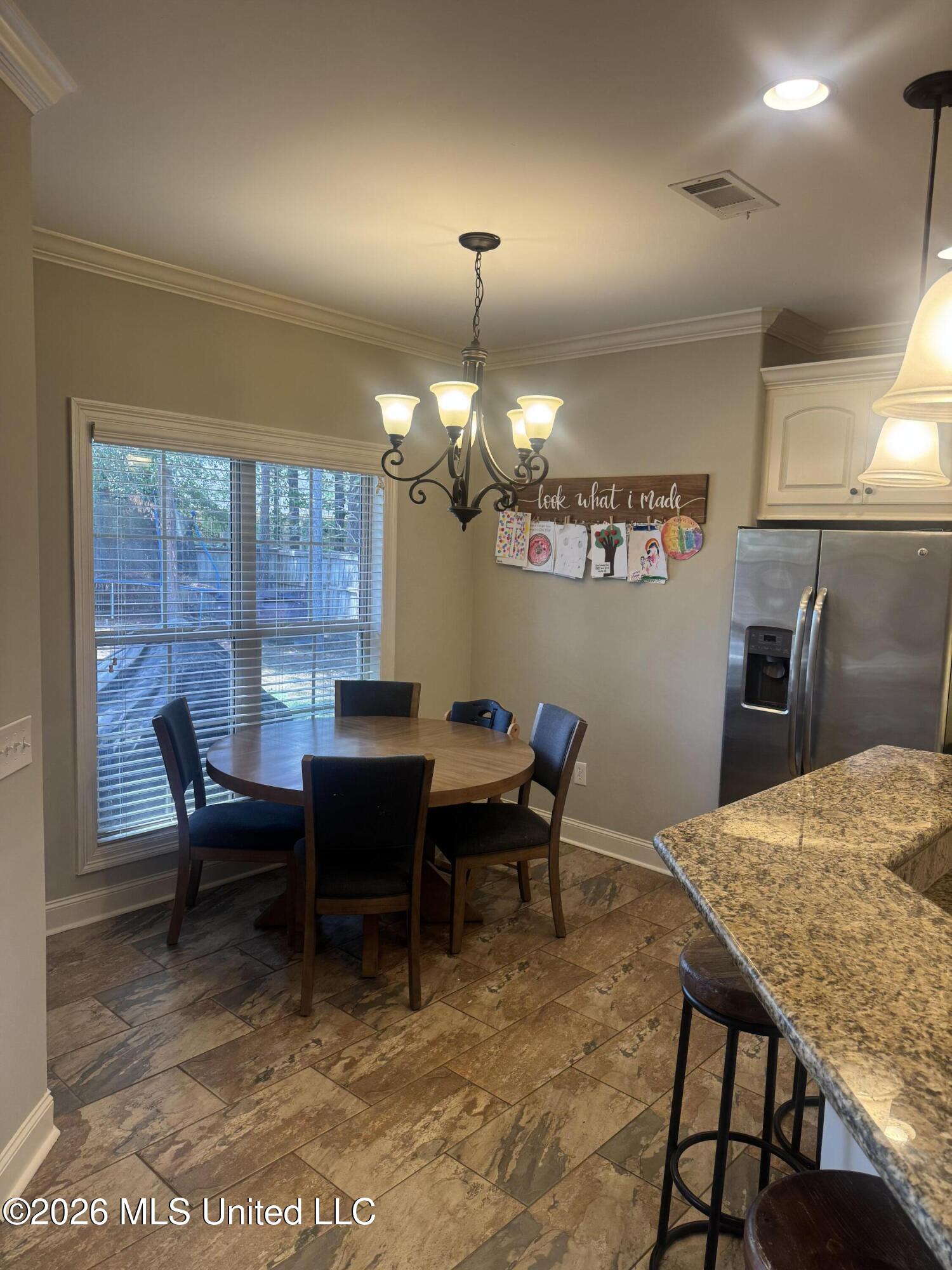 105 Kings Crossing Property Photo 10