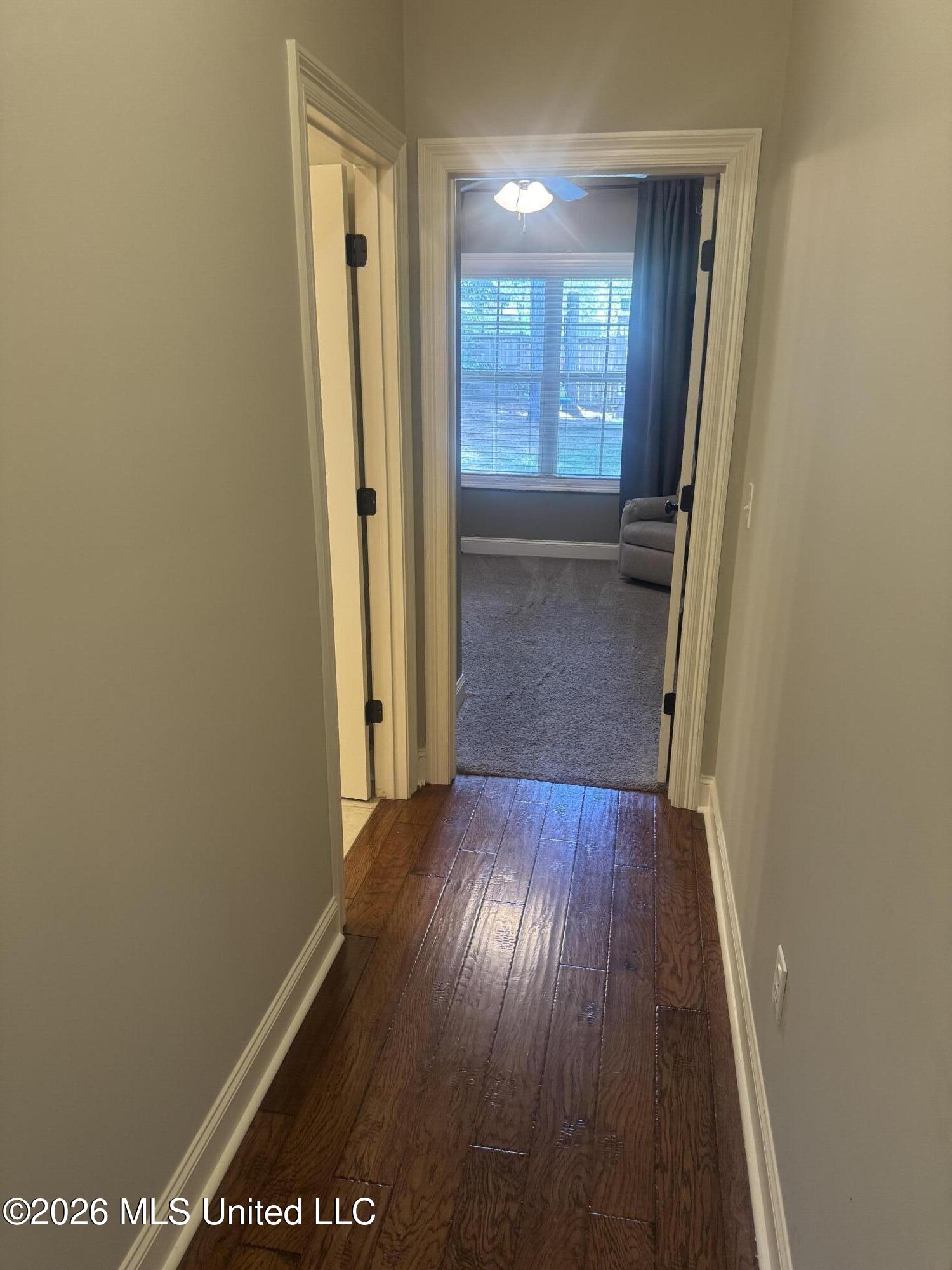 105 Kings Crossing Property Photo 16