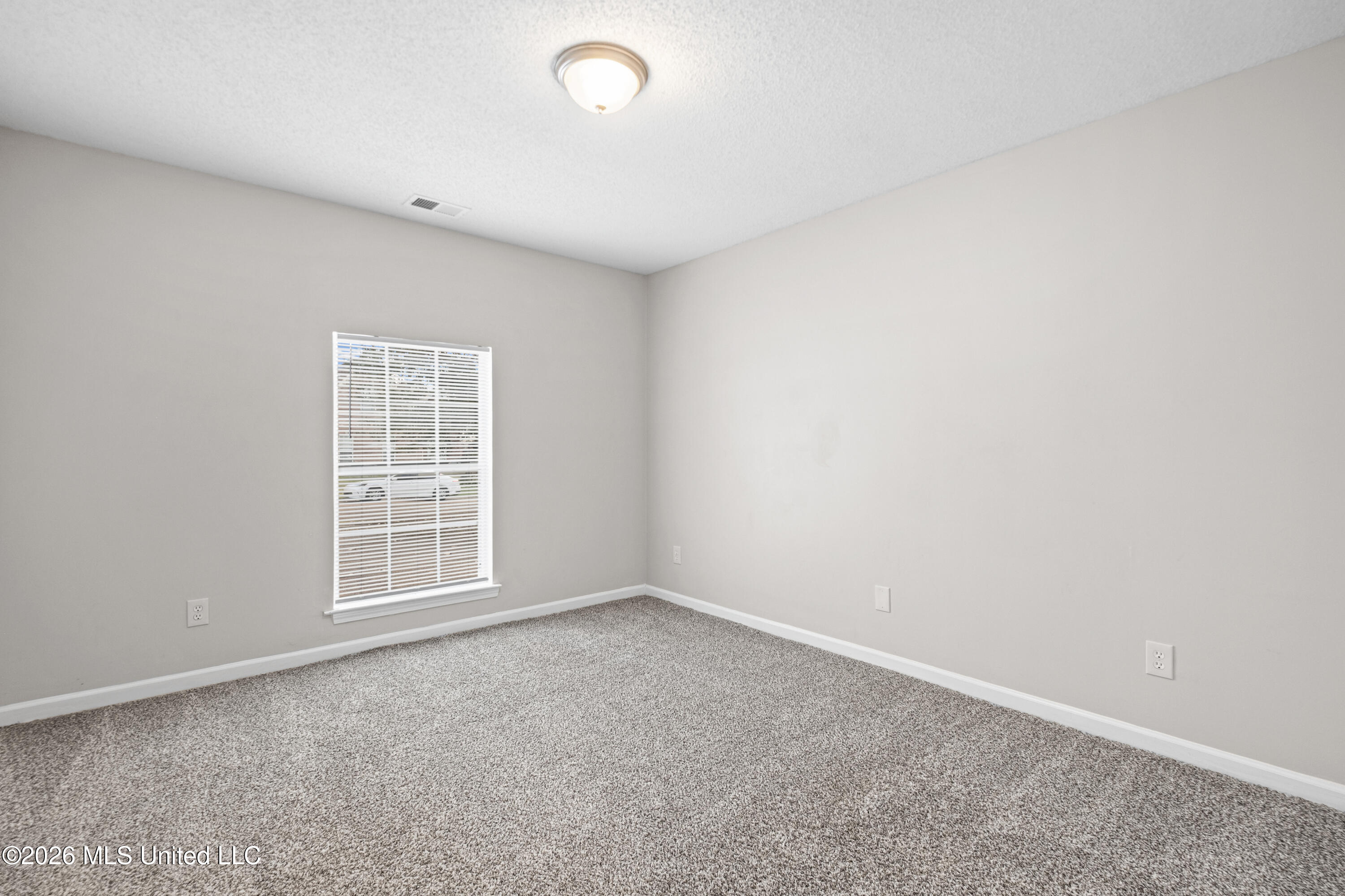 1130 Warwick Place Property Photo 19