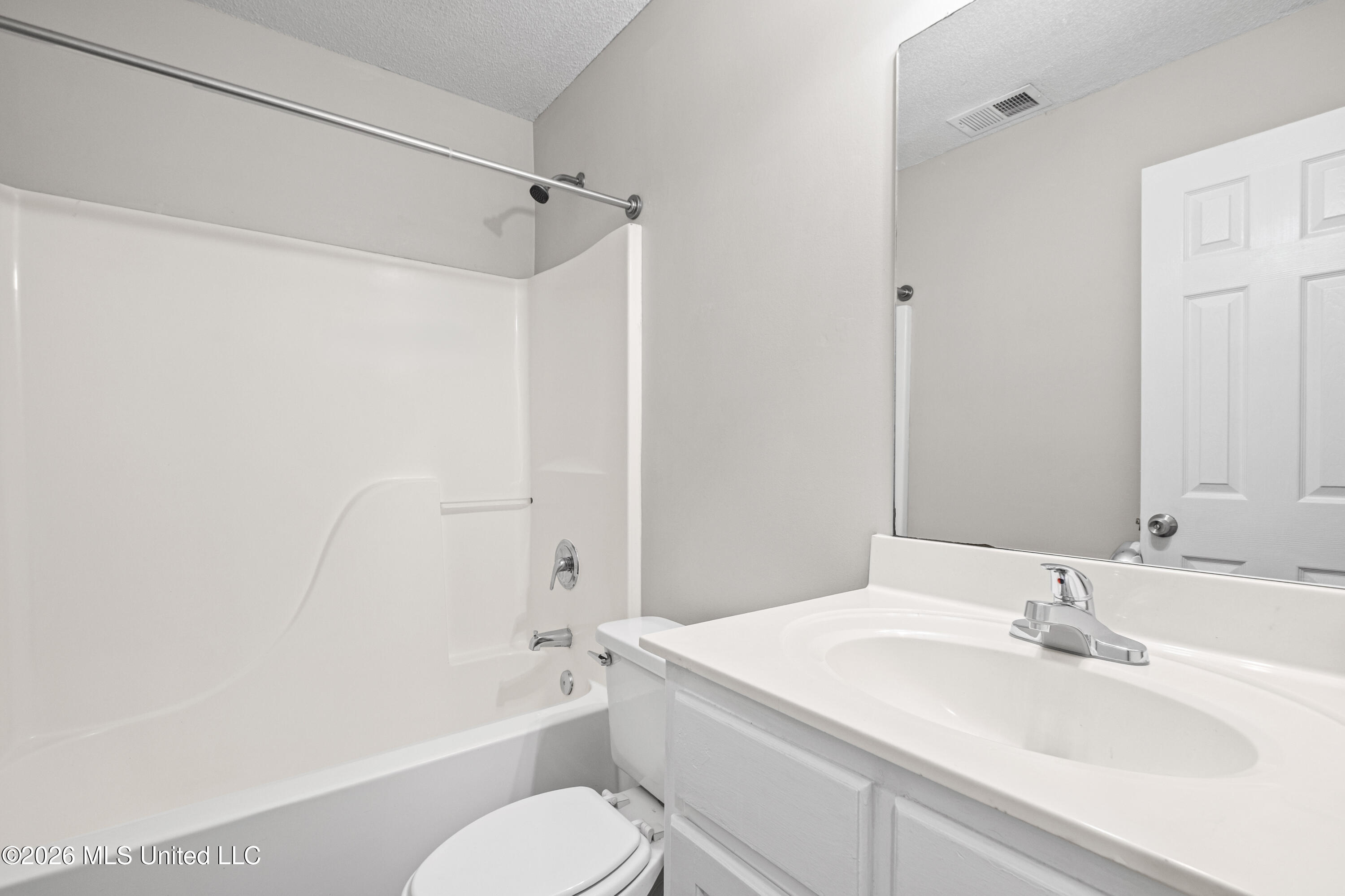 1130 Warwick Place Property Photo 20