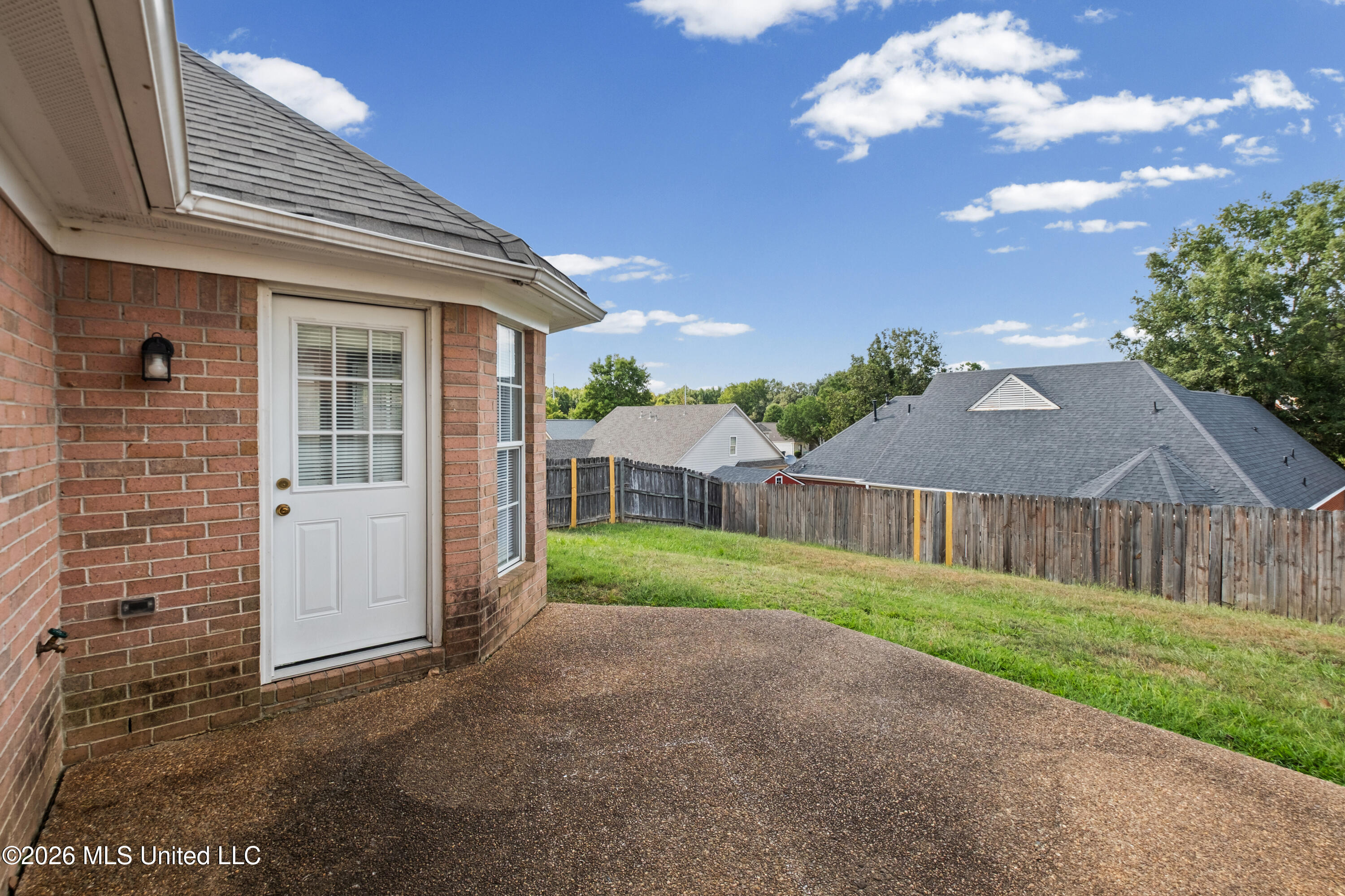 1130 Warwick Place Property Photo 23