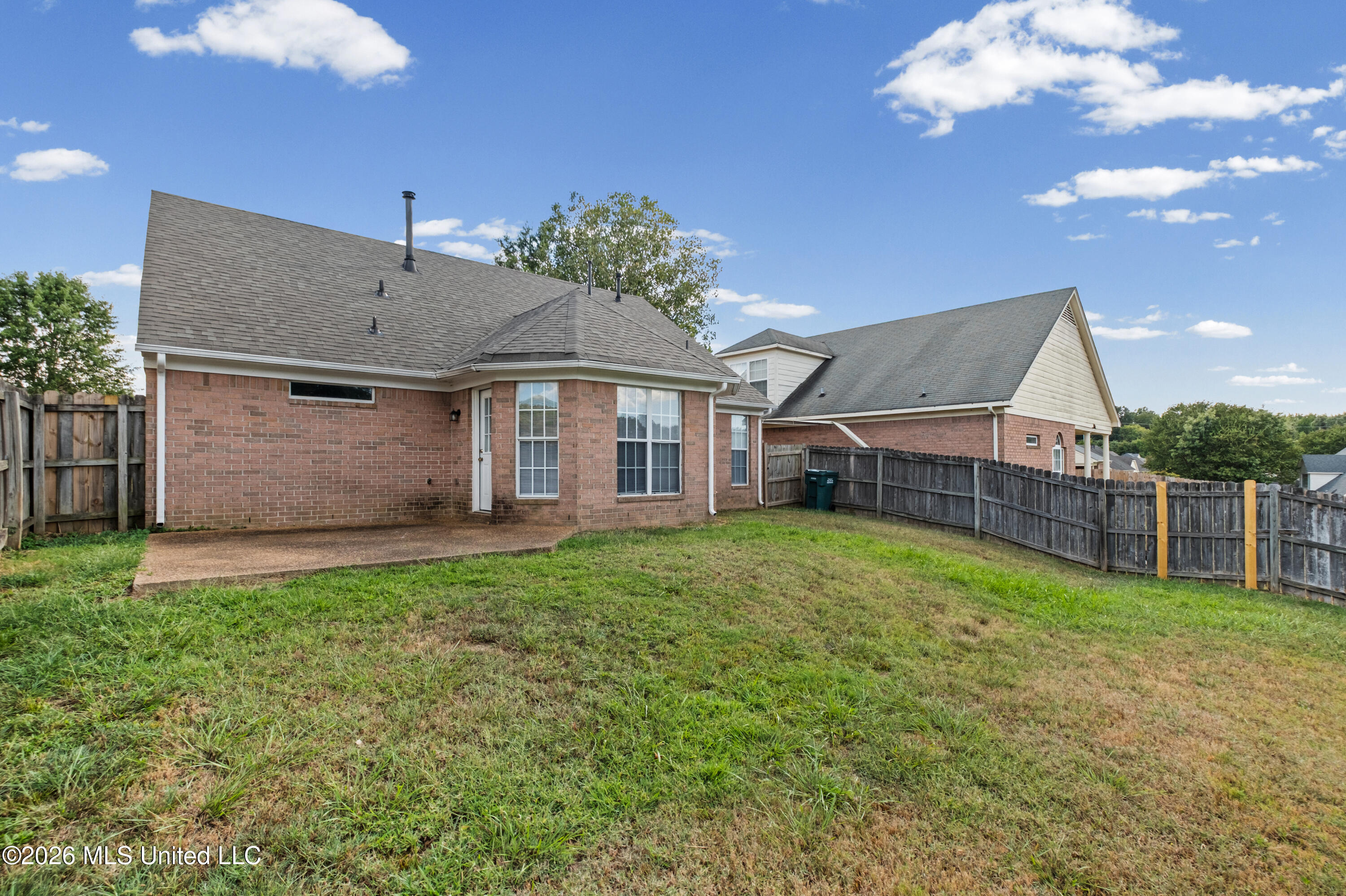 1130 Warwick Place Property Photo 24