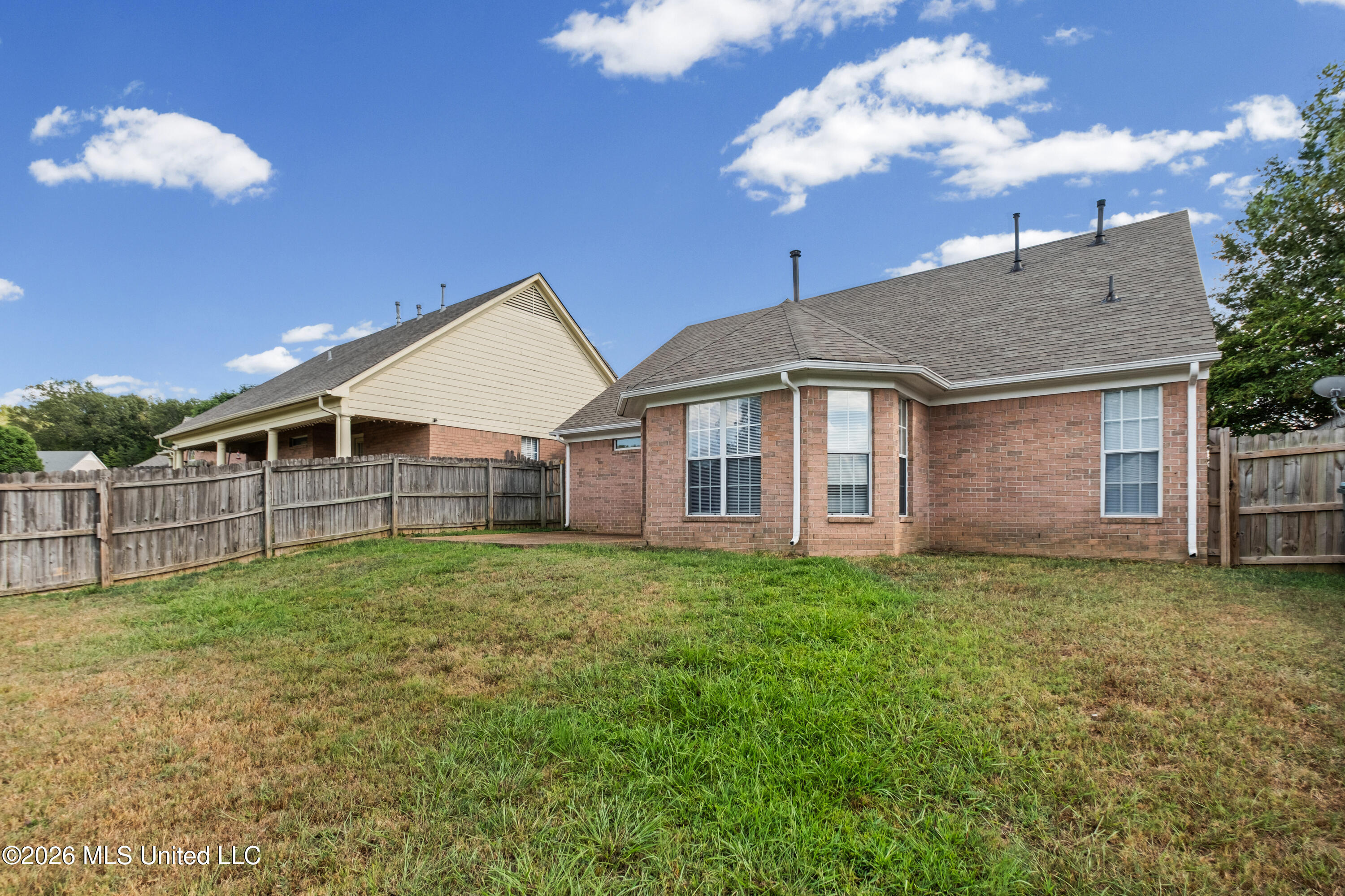 1130 Warwick Place Property Photo 25