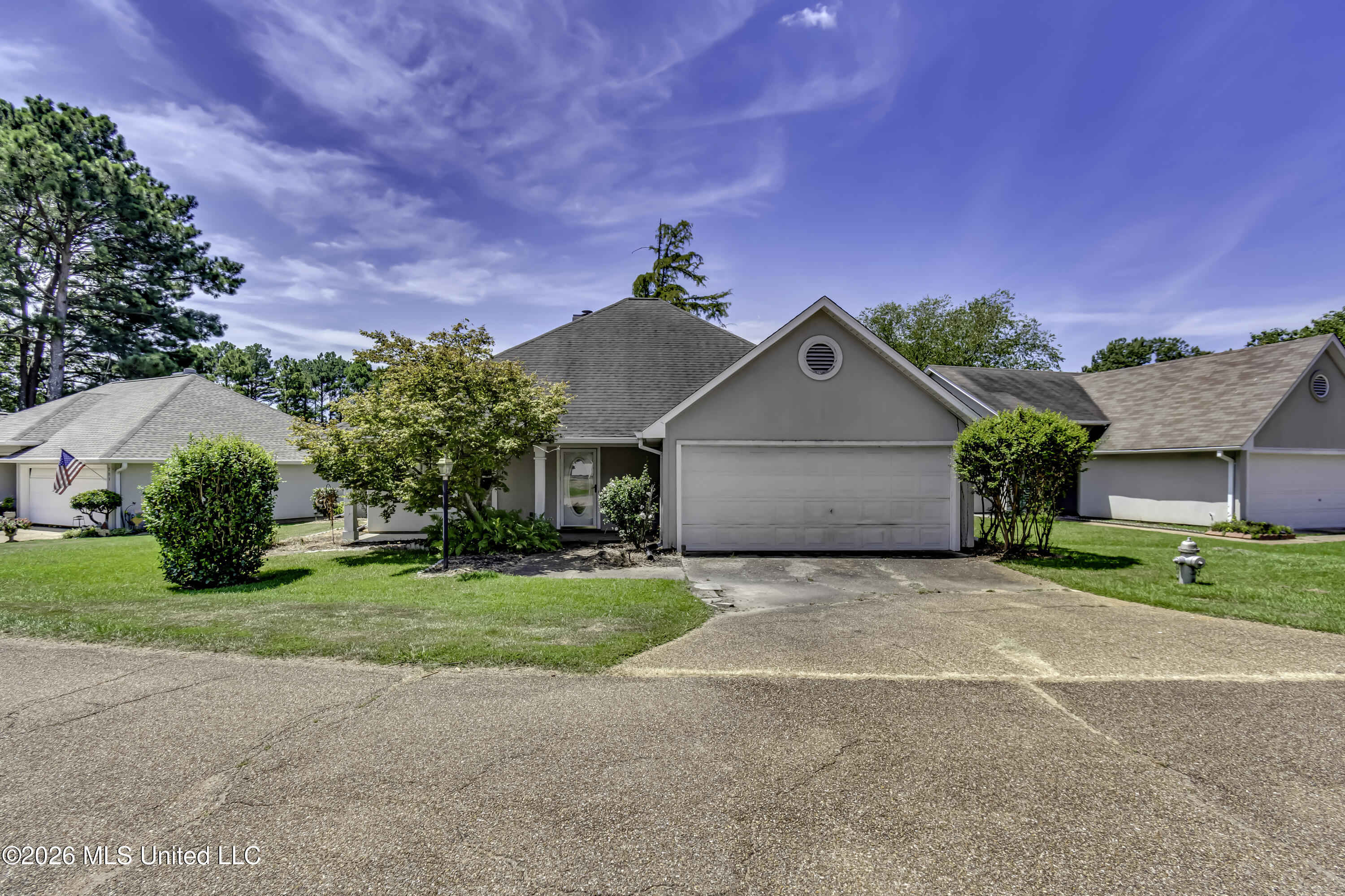 205 N Shadow Lake Drive
