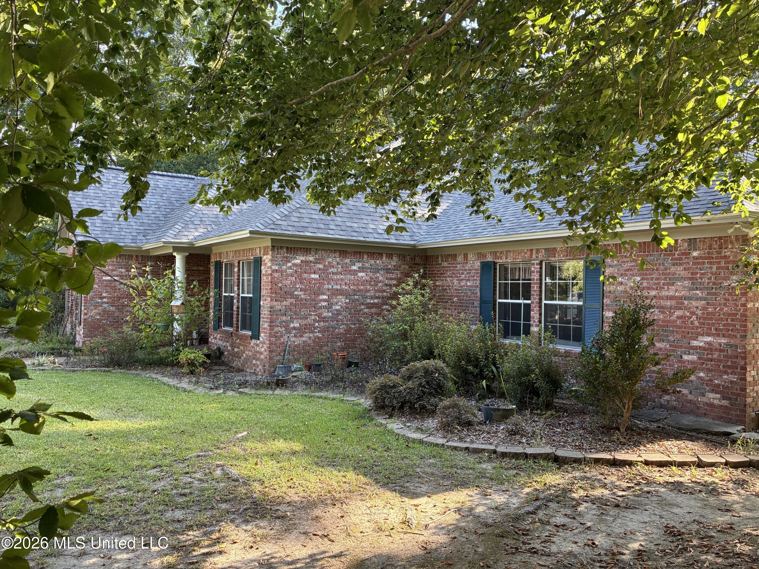 490 Se Hutcherson Lane Property Photo 15