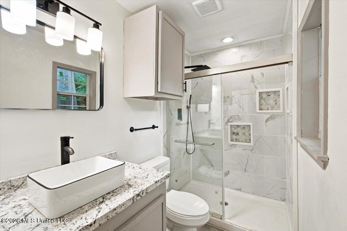 1943 Bienville Drive Property Photo 11