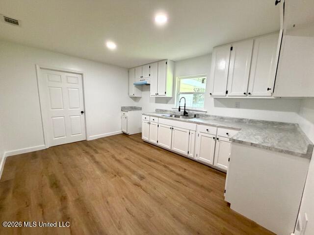 4513 Pine Street Property Photo 9