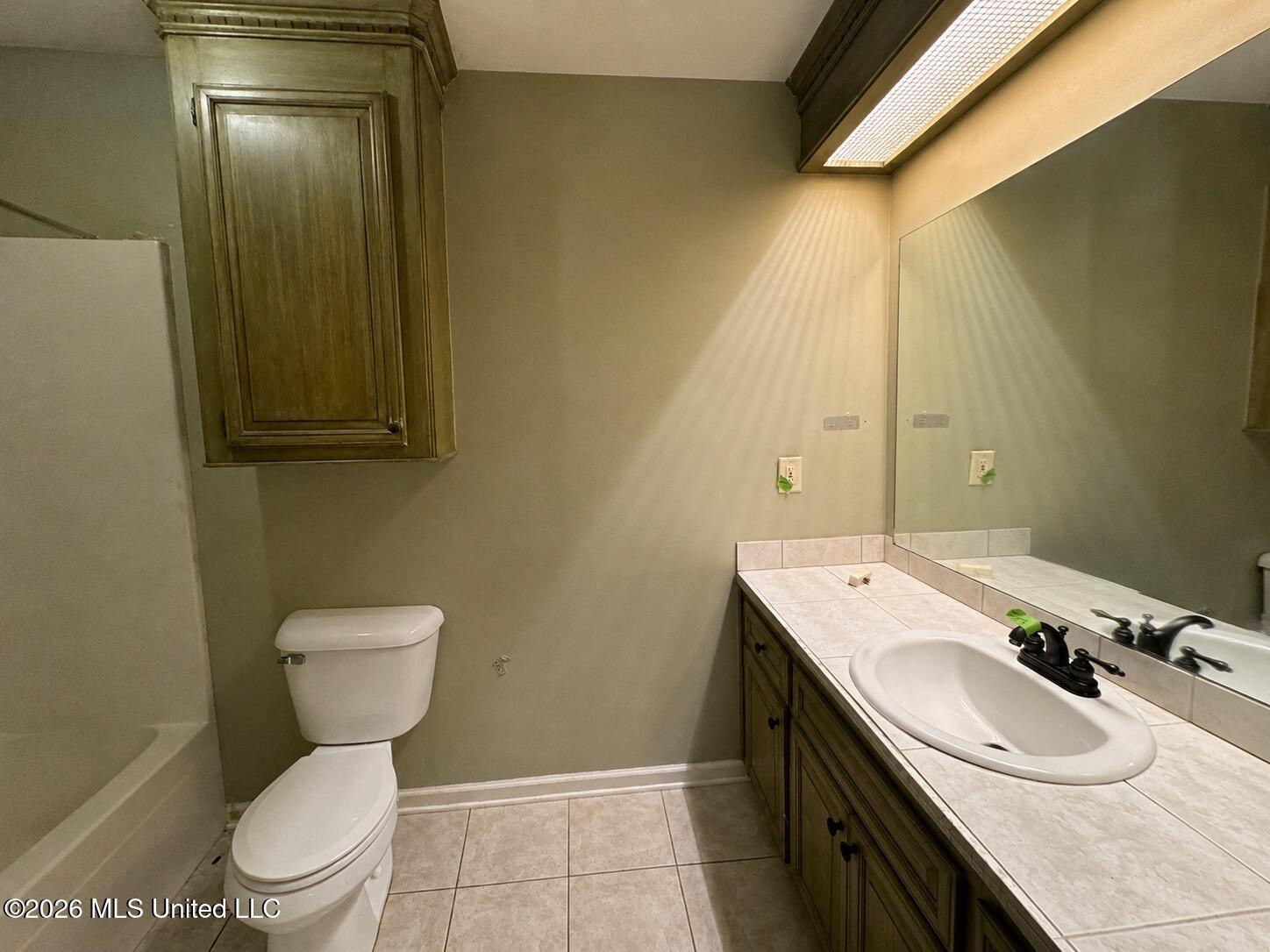 505 Fairview Cove Property Photo 8