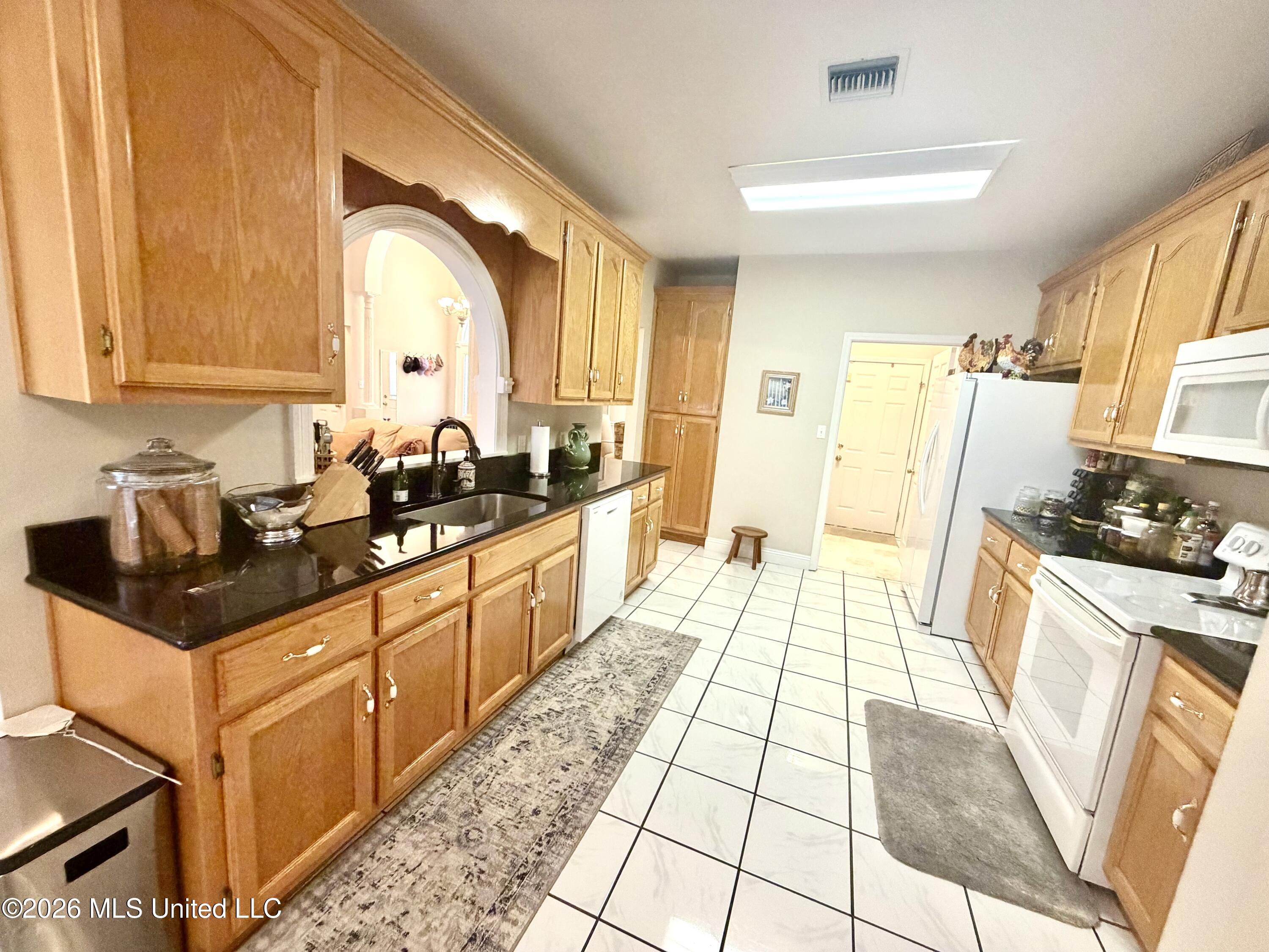 2021 Parkview Drive Property Photo 20