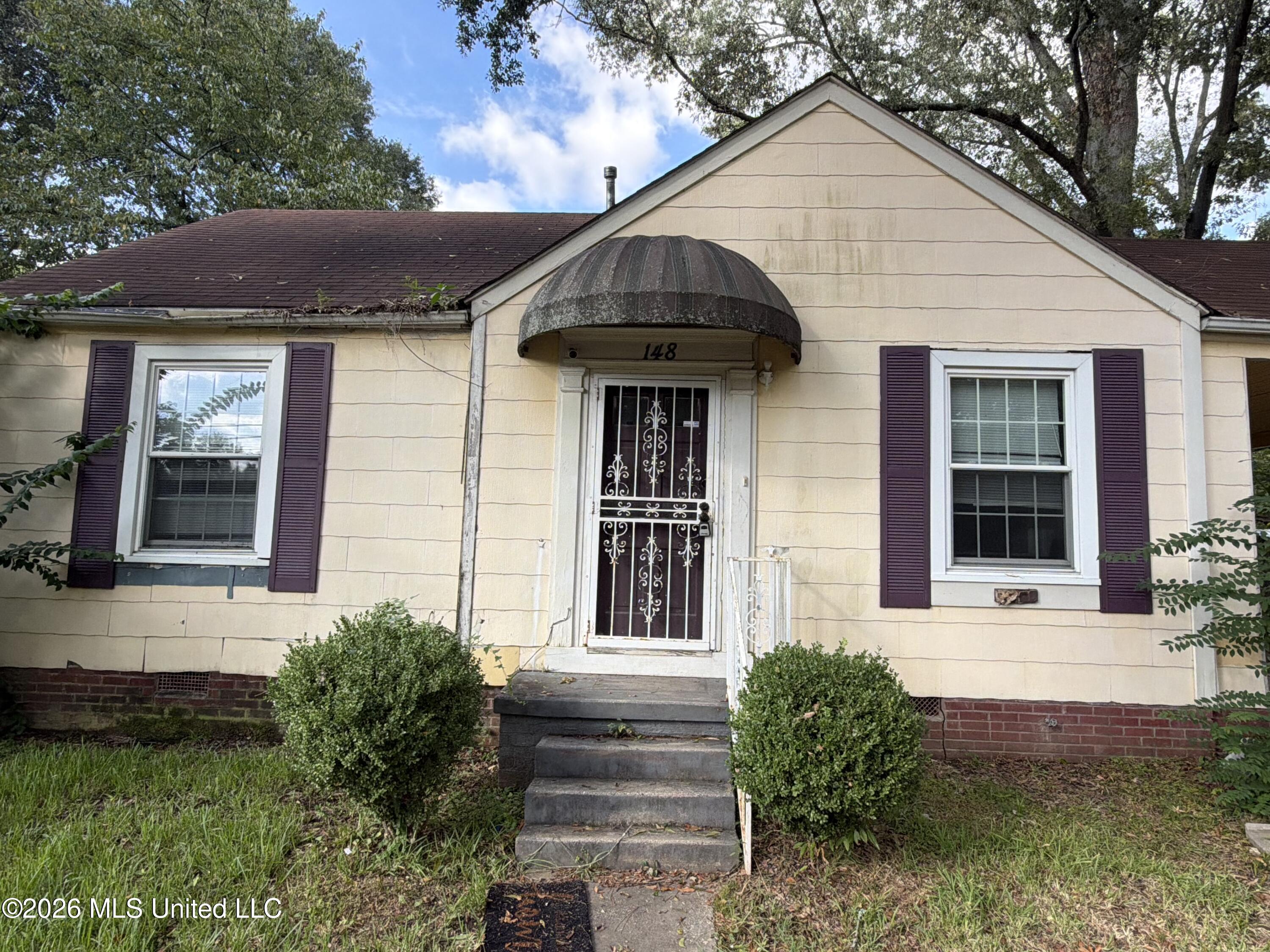 148 Shadowlawn Drive Property Photo 2