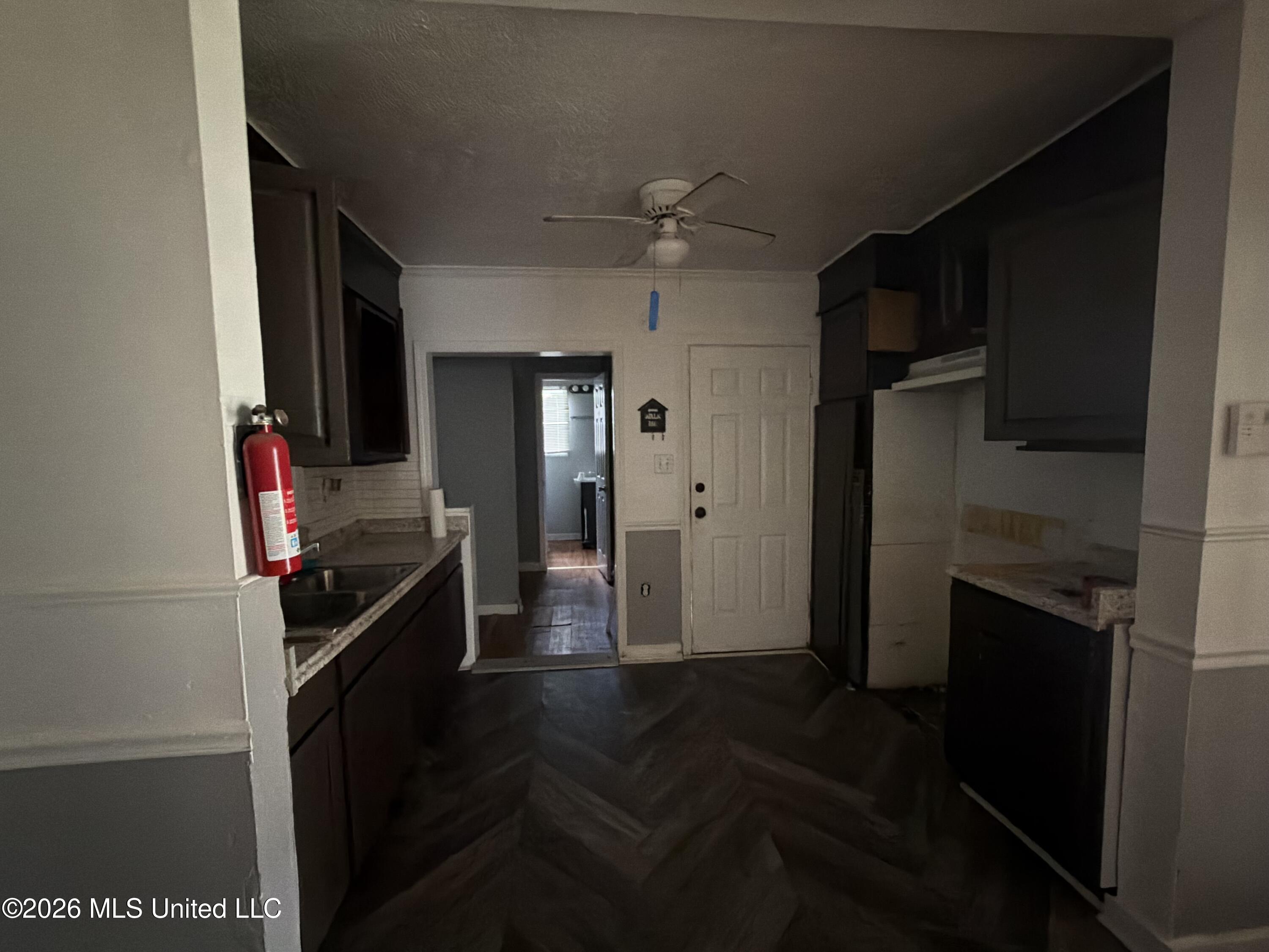 148 Shadowlawn Drive Property Photo 10