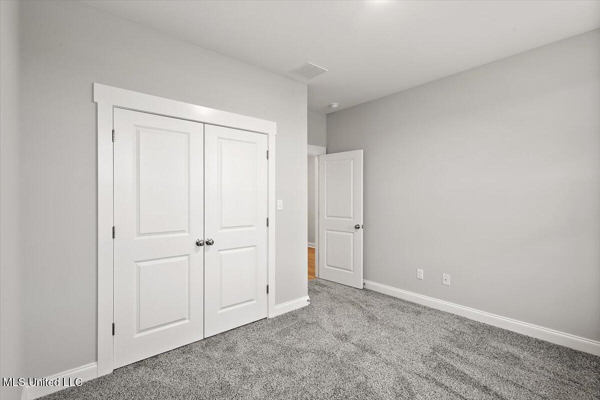 843 W Quitman Court Property Photo 27