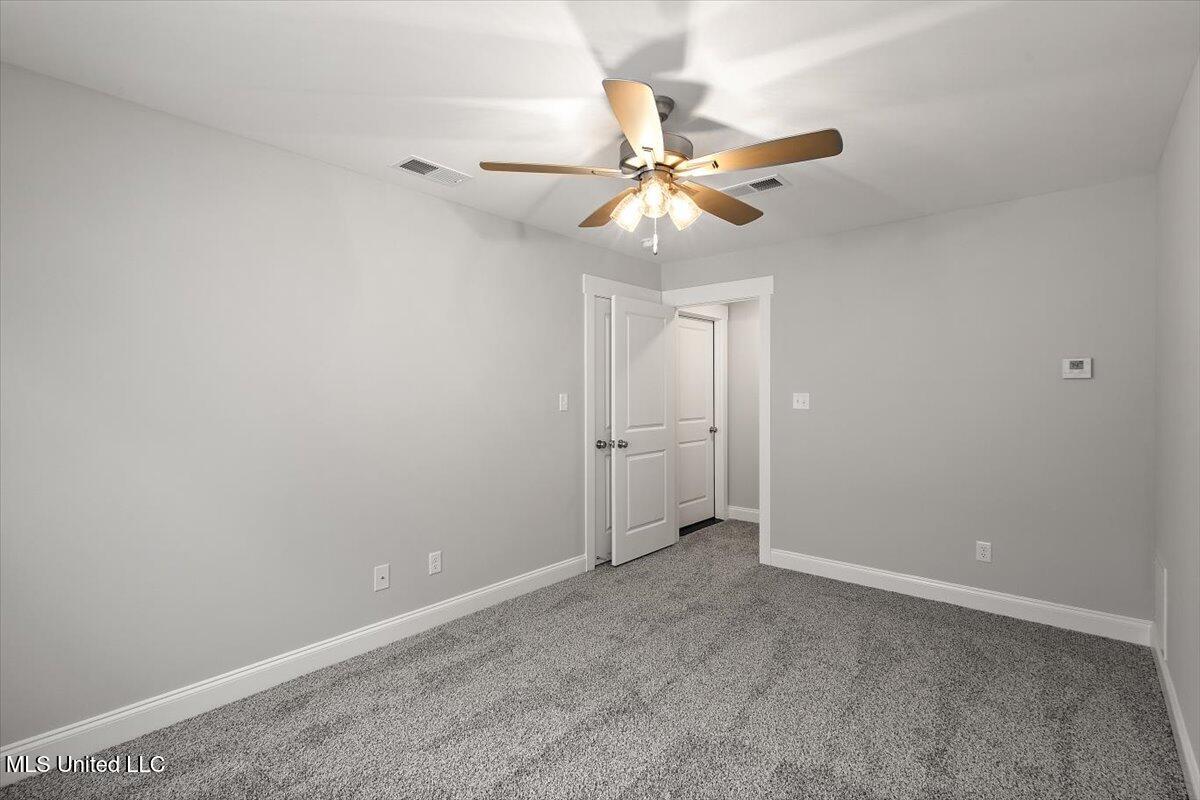 843 W Quitman Court Property Photo 32