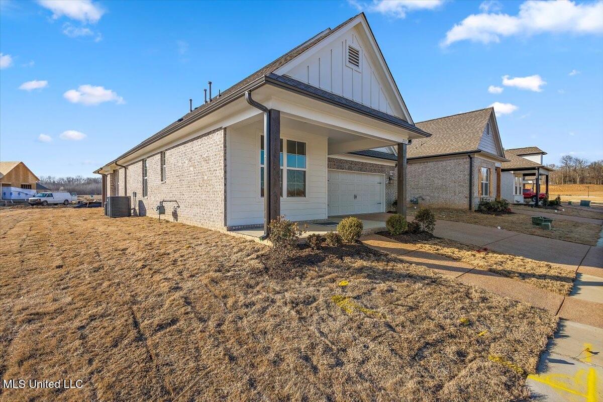 833 W Quitman Court Property Photo 6