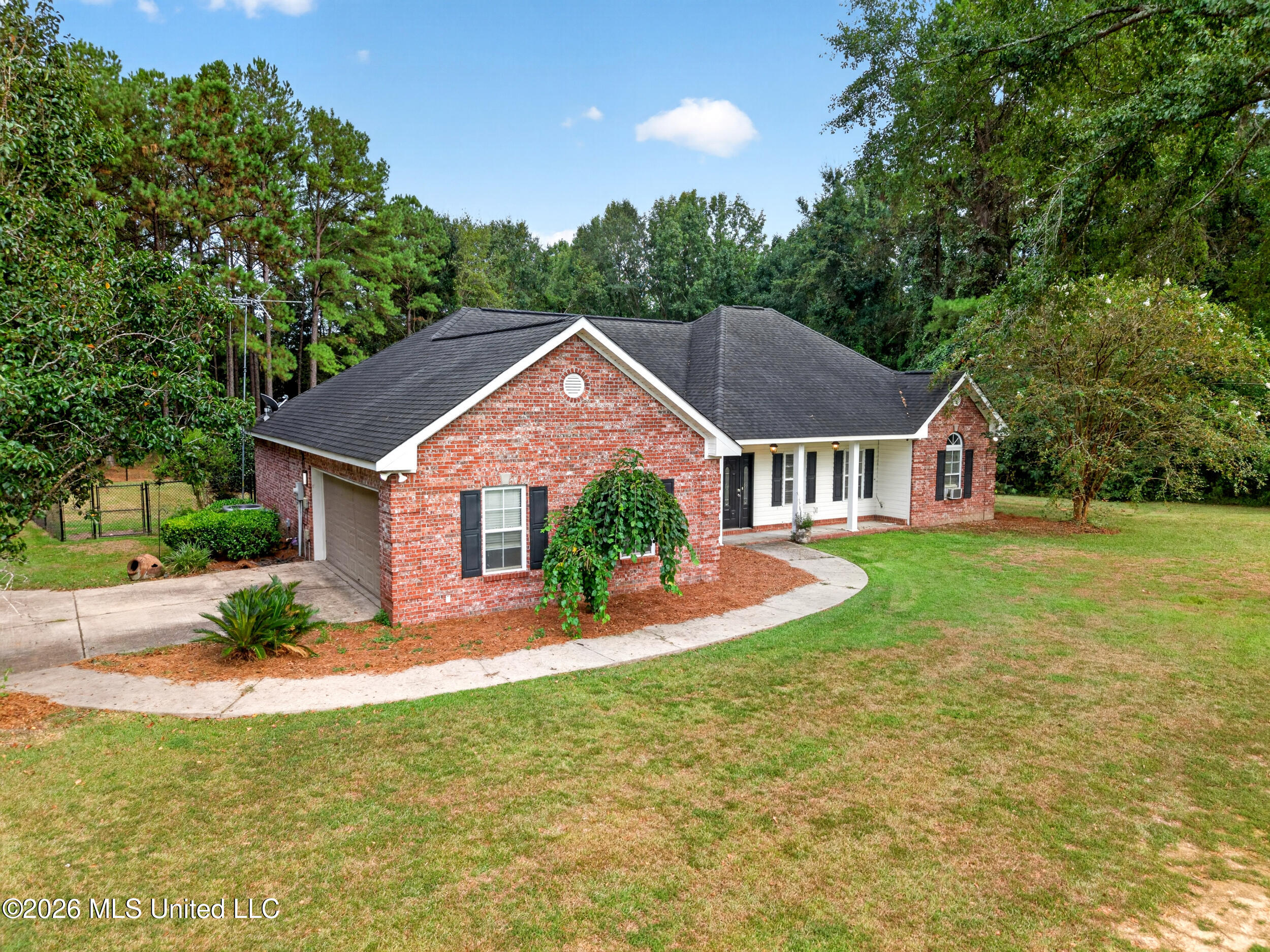 23 Oakwood Lane Property Photo 6