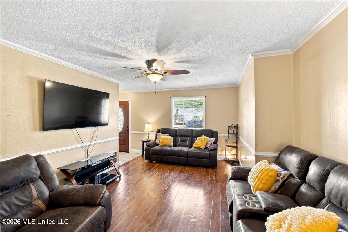 345 Valley Vista Drive Property Photo 7