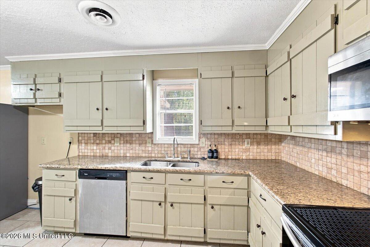 345 Valley Vista Drive Property Photo 13