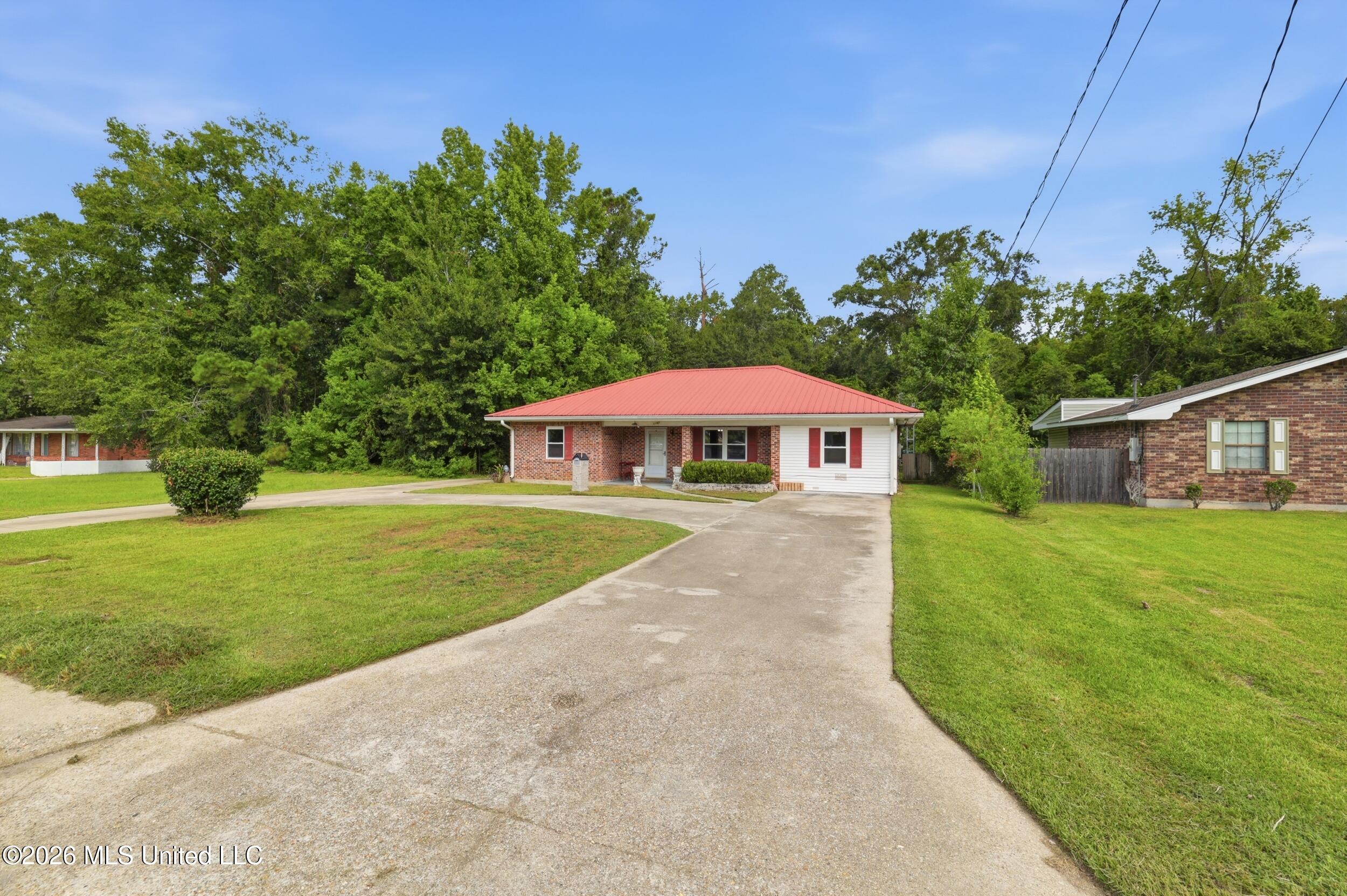 1102 Jackson Landing Road Property Photo 4