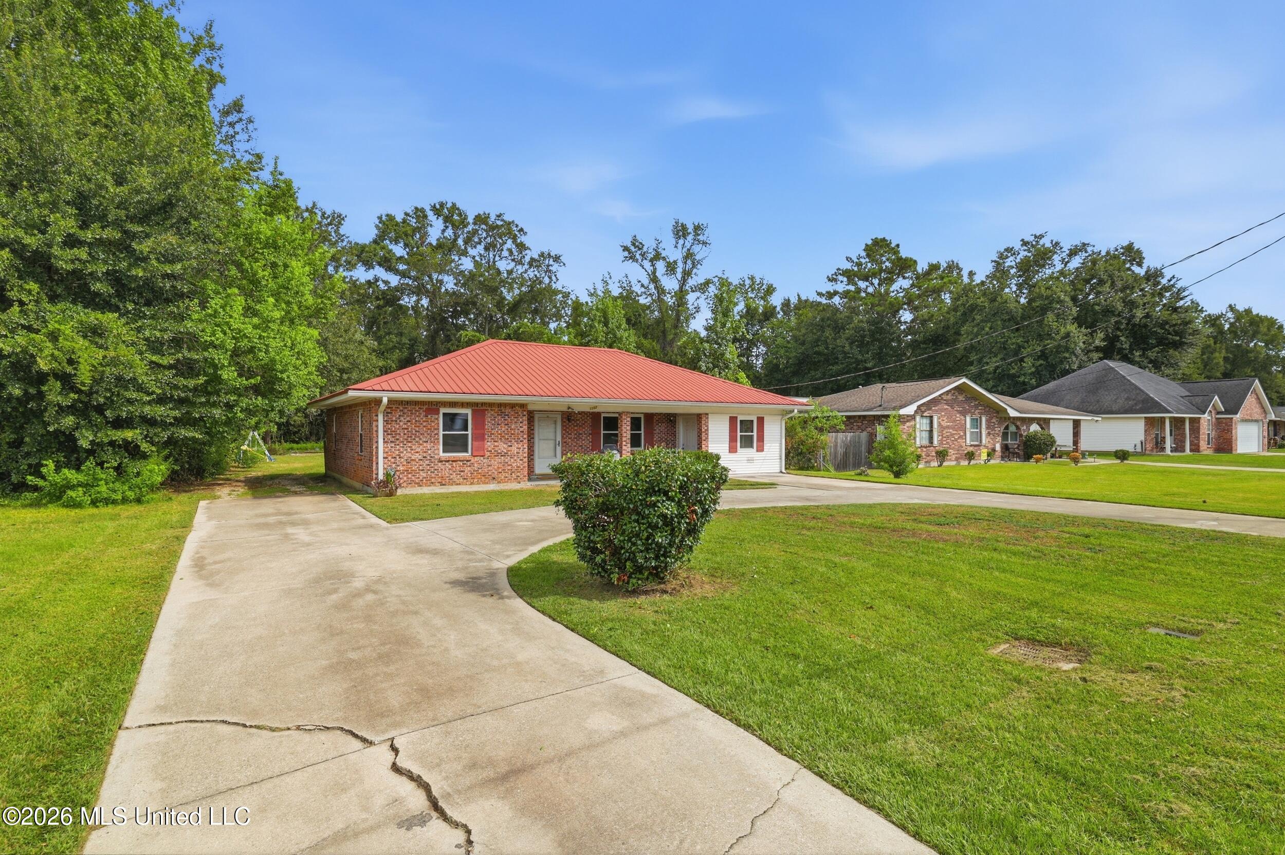 1102 Jackson Landing Road Property Photo 5