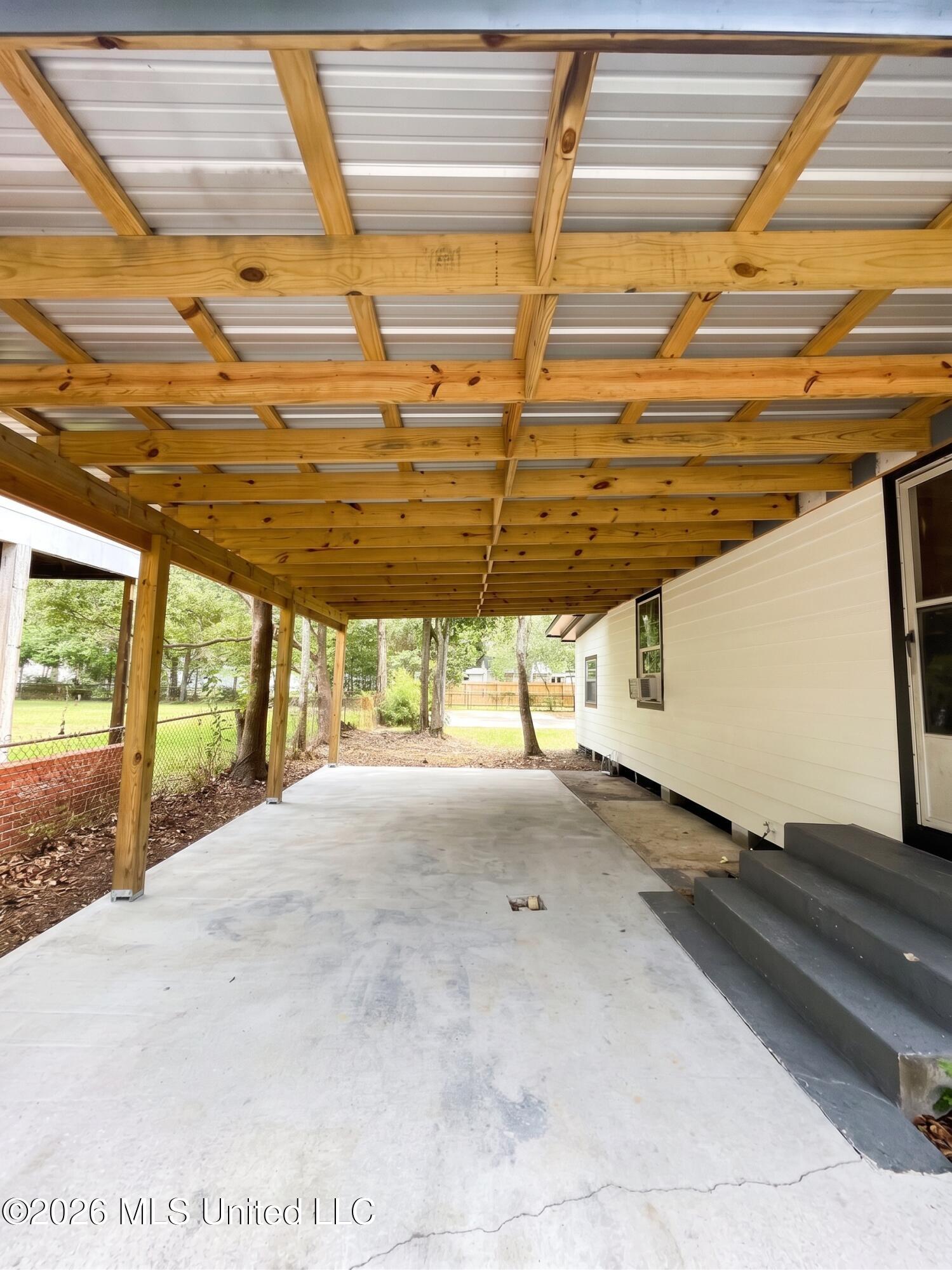 2104 8th Street Property Photo 7