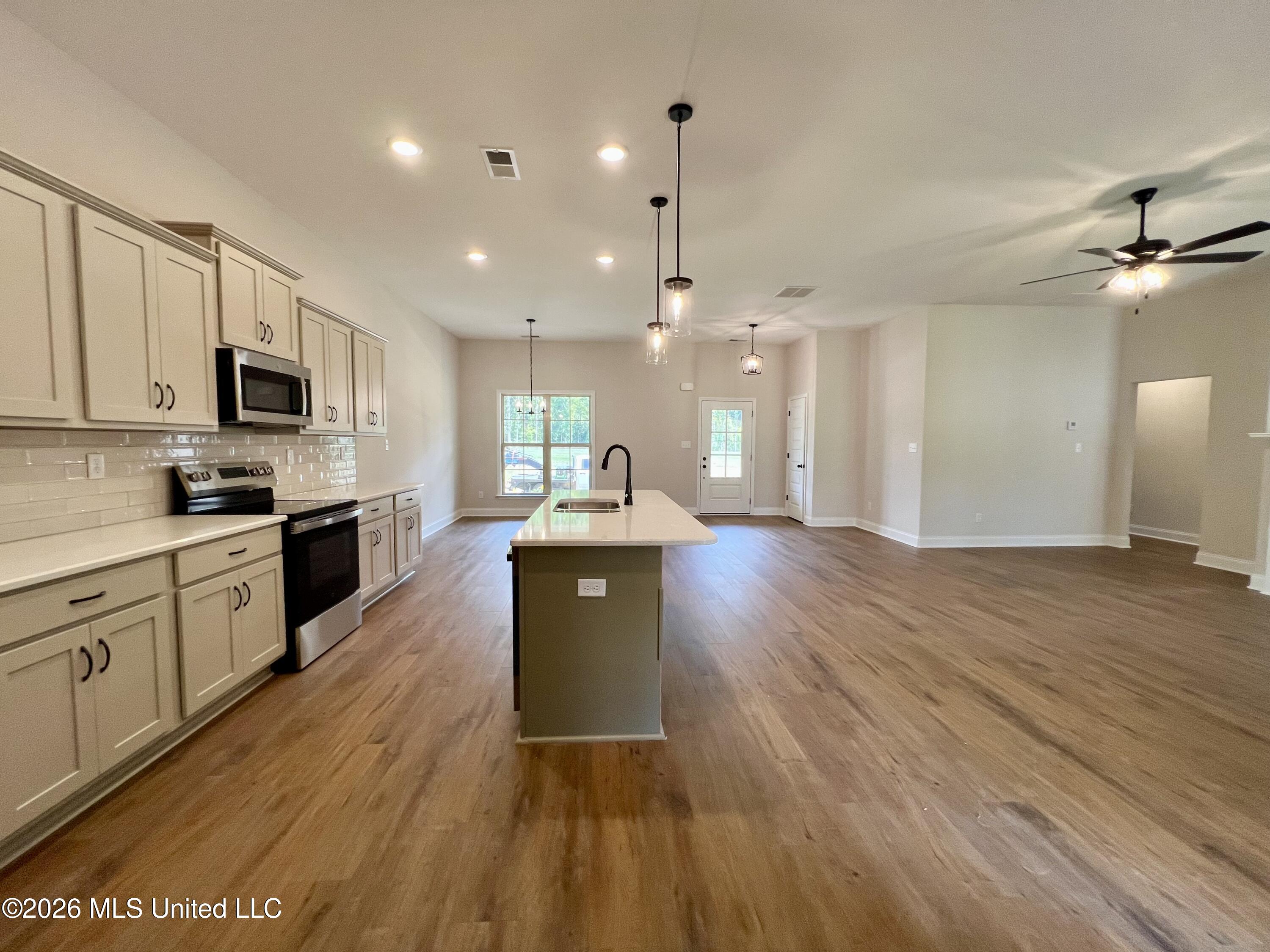 2263 Scott Mdws Lane Property Photo 6