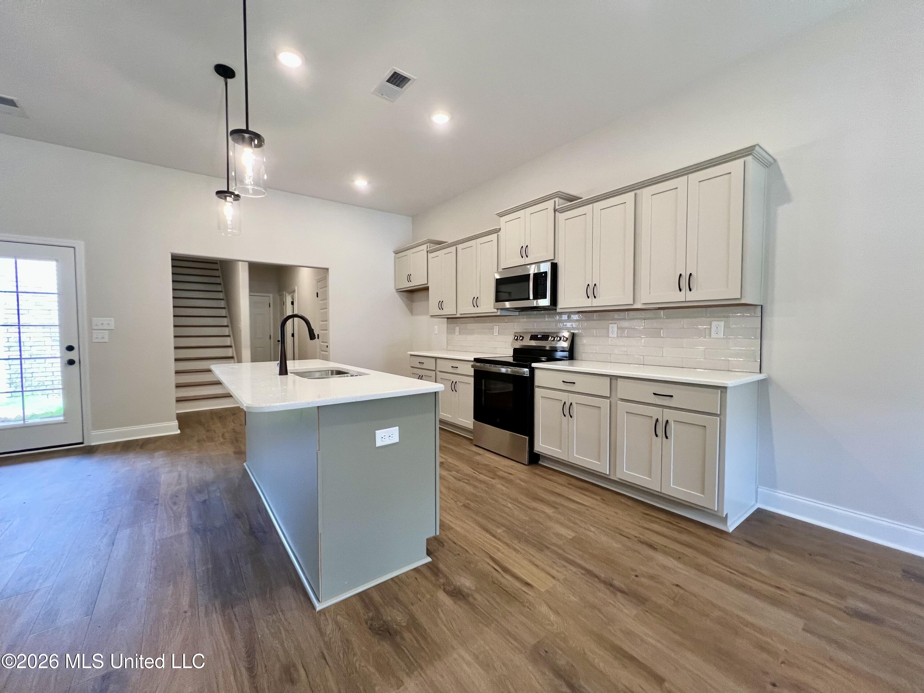 2263 Scott Mdws Lane Property Photo 8