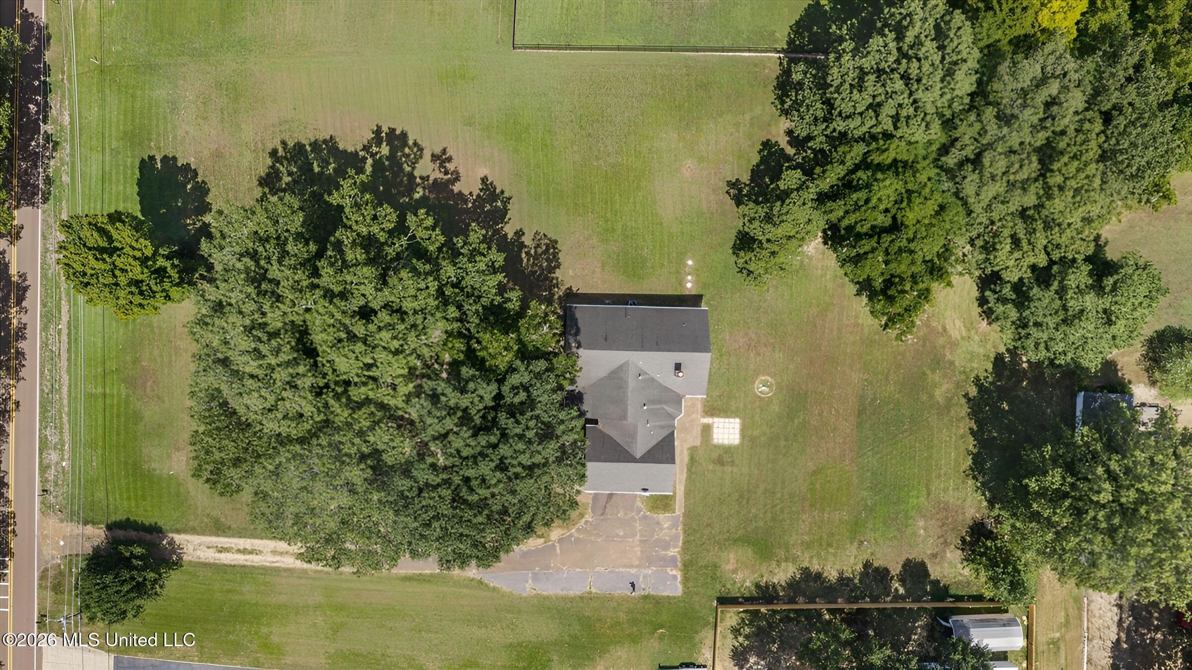2850 Jaybird Road Property Photo 2