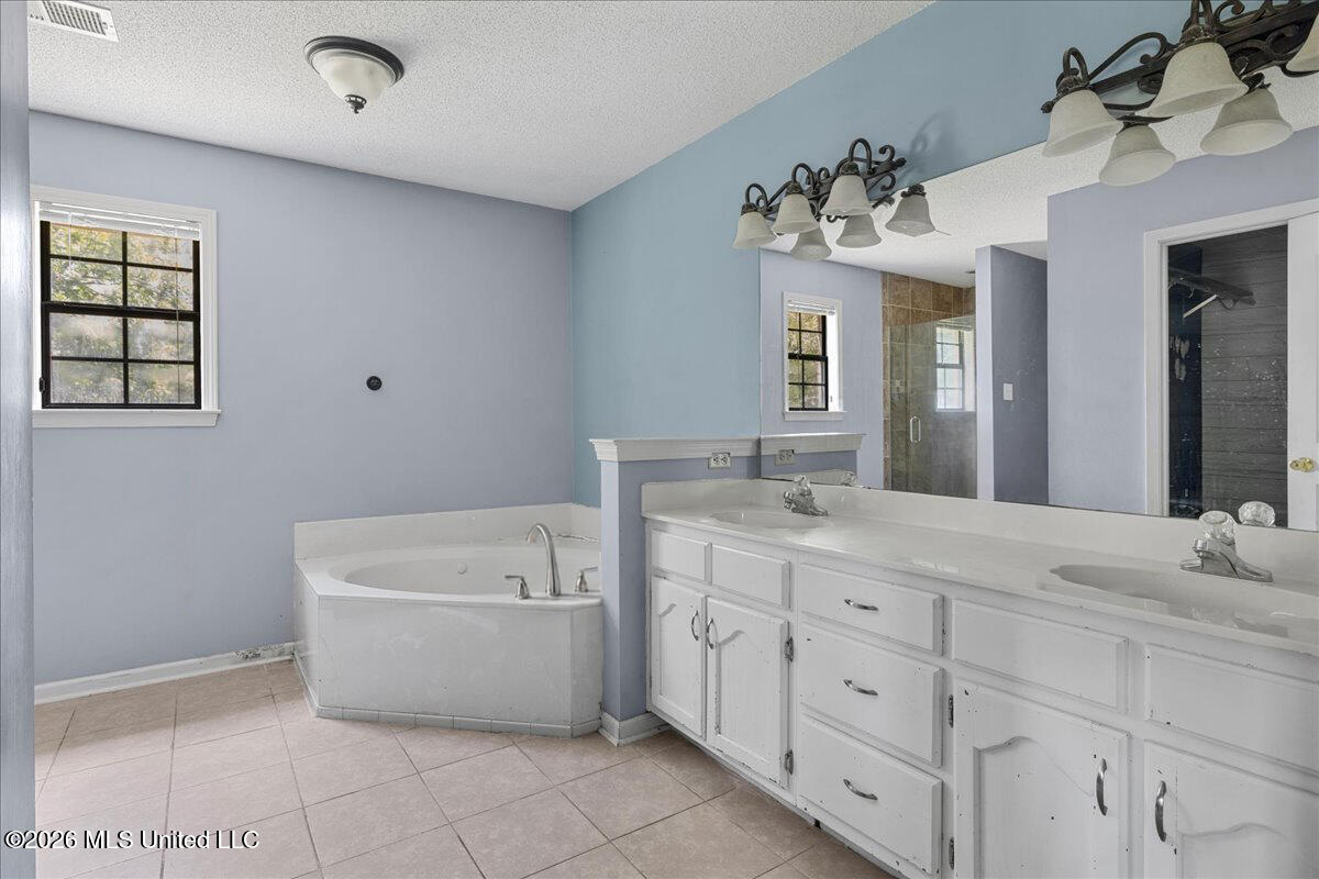 2850 Jaybird Road Property Photo 23