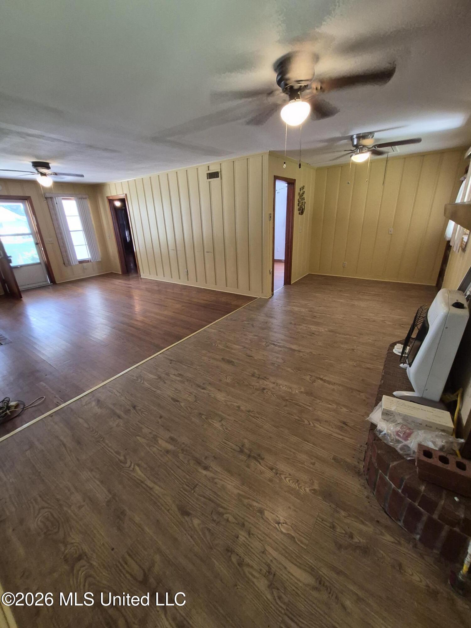 324 Lewis Street Property Photo 12