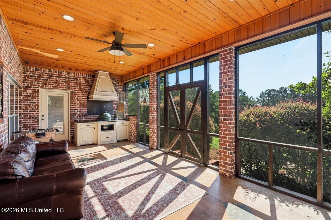 514 North Street Property Photo 48