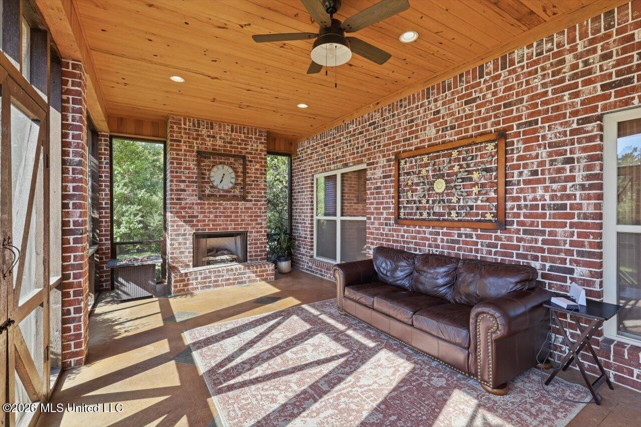 514 North Street Property Photo 51