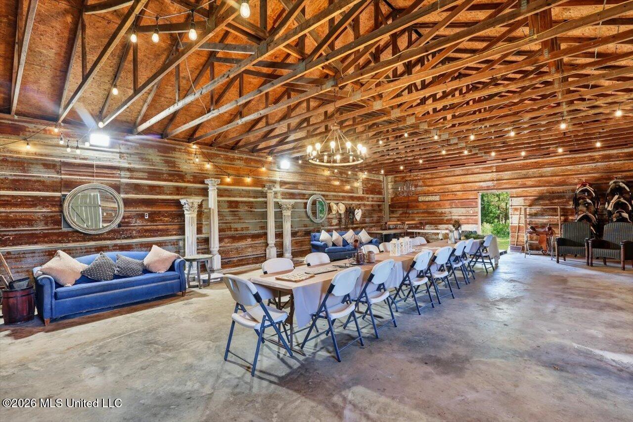 514 North Street Property Photo 74