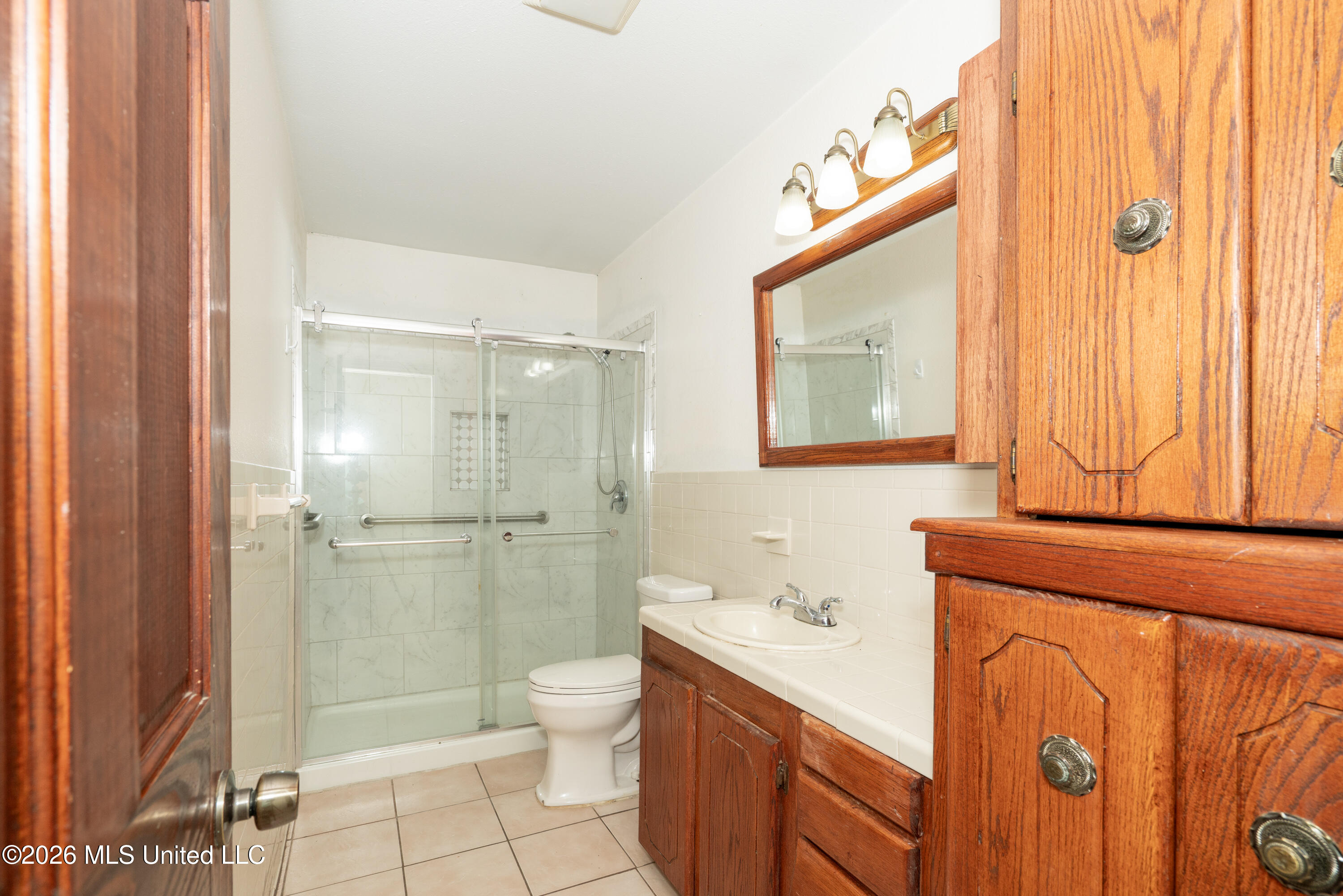 215 Mccaughan Avenue Property Photo 17