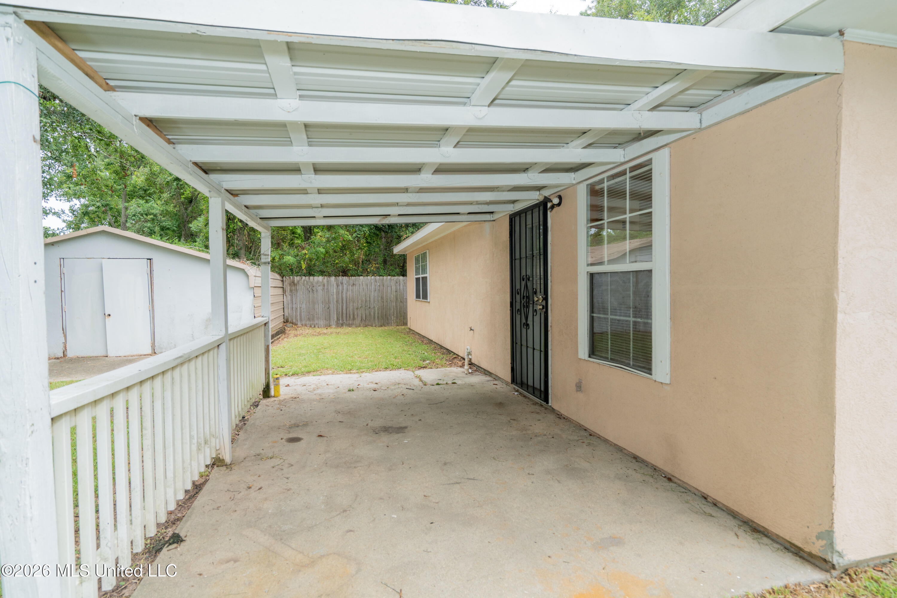 215 Mccaughan Avenue Property Photo 18