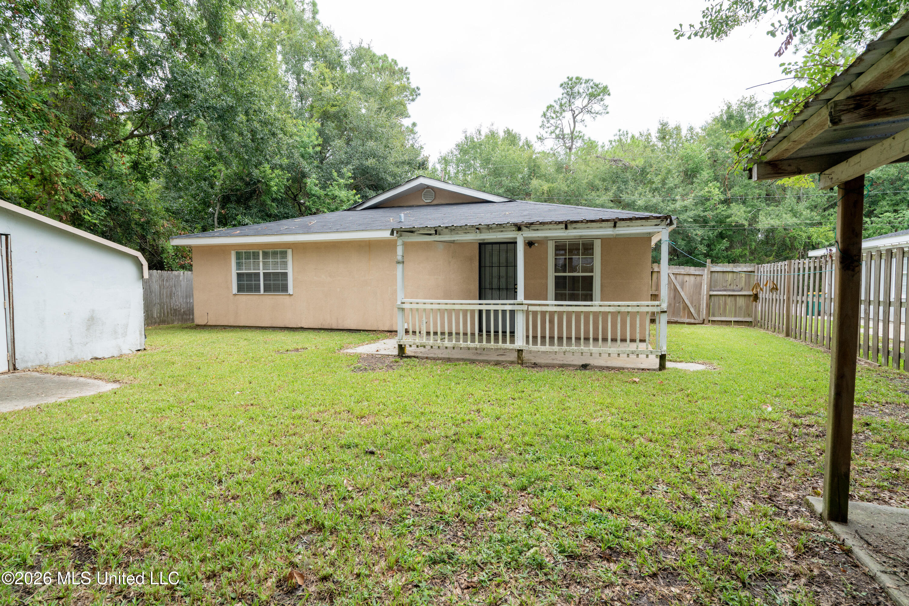 215 Mccaughan Avenue Property Photo 19