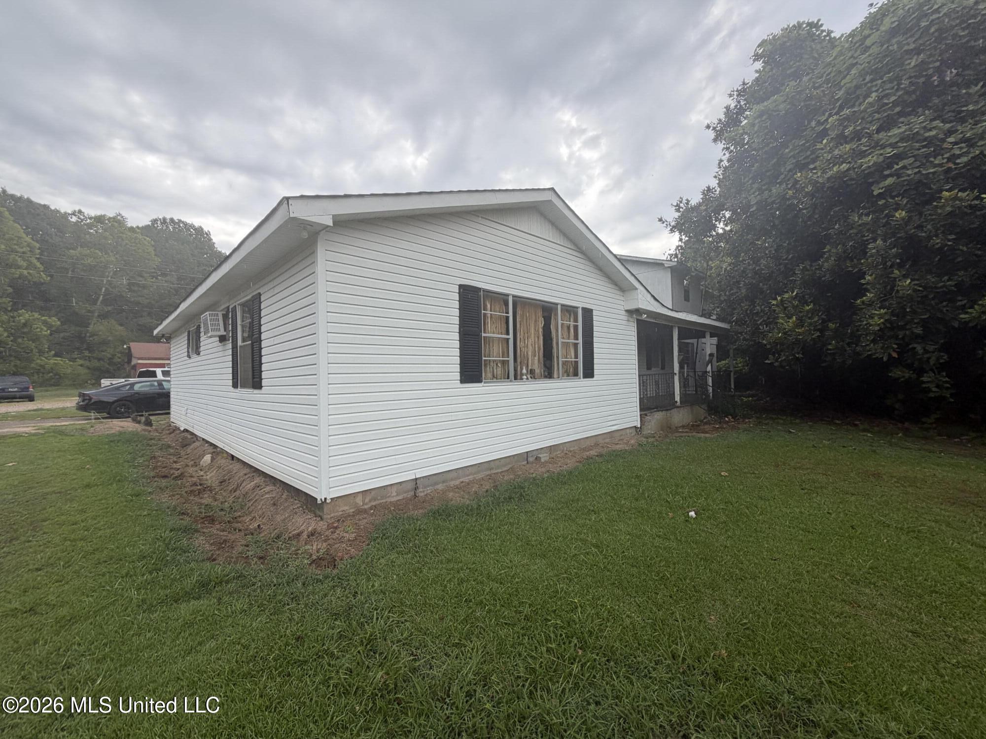 1779 Pleasant Hill Road Property Photo 2